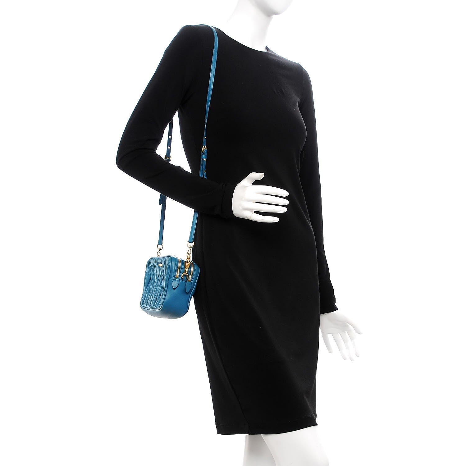 Miu Miu Nappa Matelasse Double Zip Shoulder Bag Turchese 2 of 11