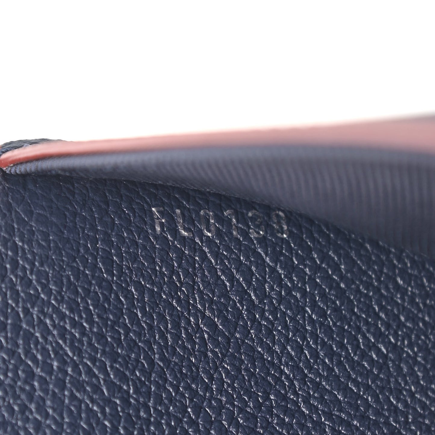 Calfskin Lockme II Chain Bag BB Marine Rouge