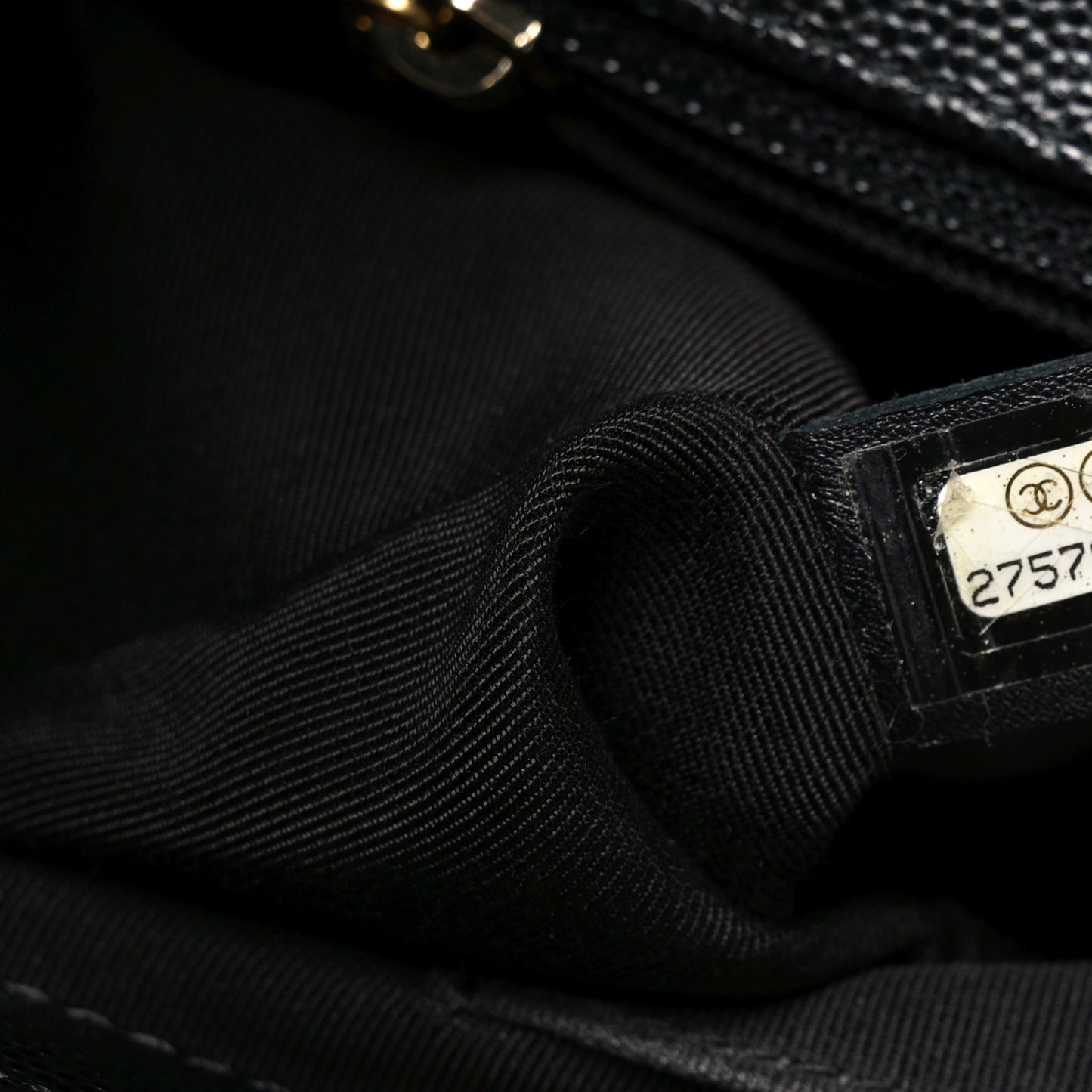 Caviar Quilted New Medium Boy Flap Black