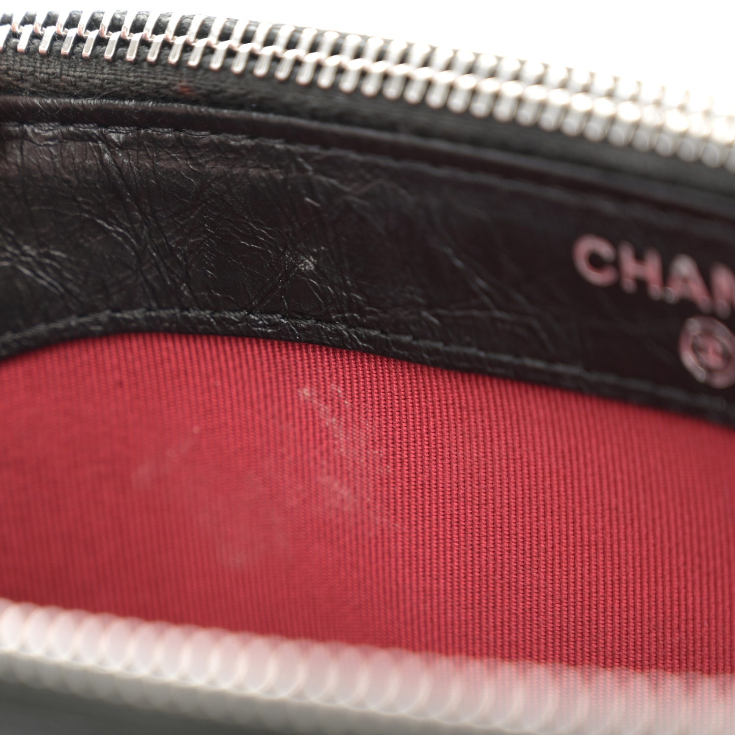 Aged Calfskin Quilted Small Gabrielle Clutch With Chain Black