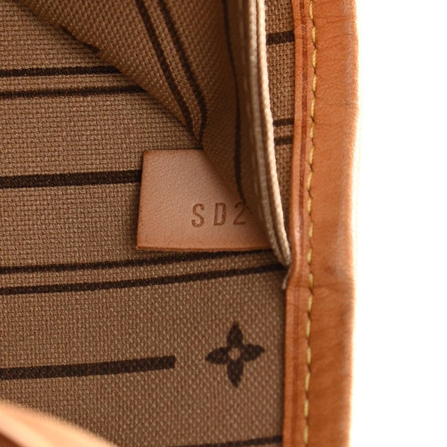 Louis Vuitton Monogram Neverfull GM 7 of 10