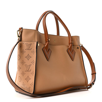 Louis Vuitton Mahina On My Side Arizona 3 of 9