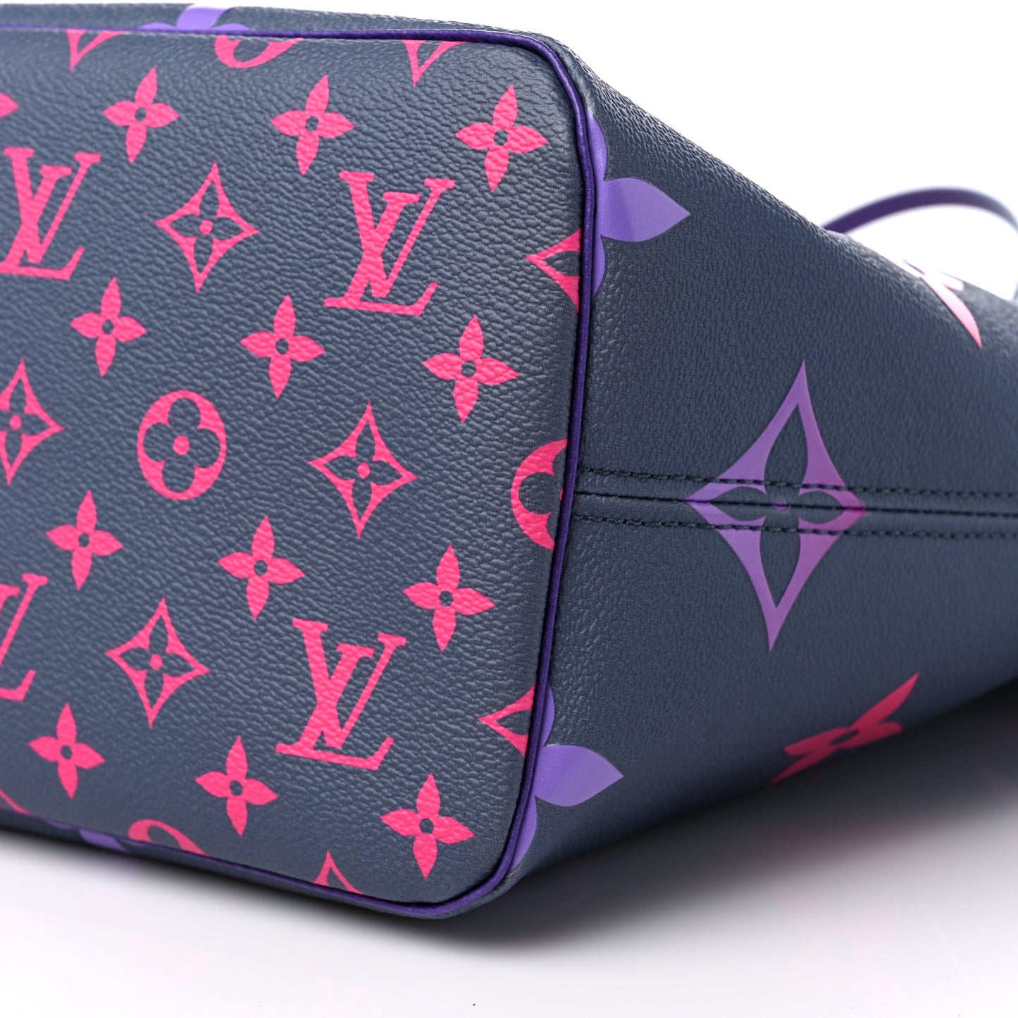 Monogram Giant Spring In The City Neverfull MM Midnight Fuchsia