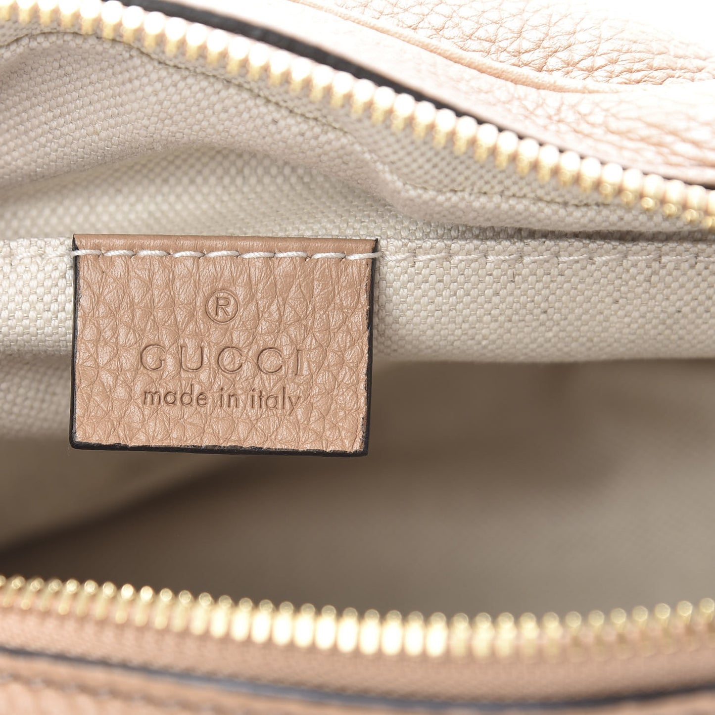 Pebbled Calfskin Small Soho Disco Bag Camelia