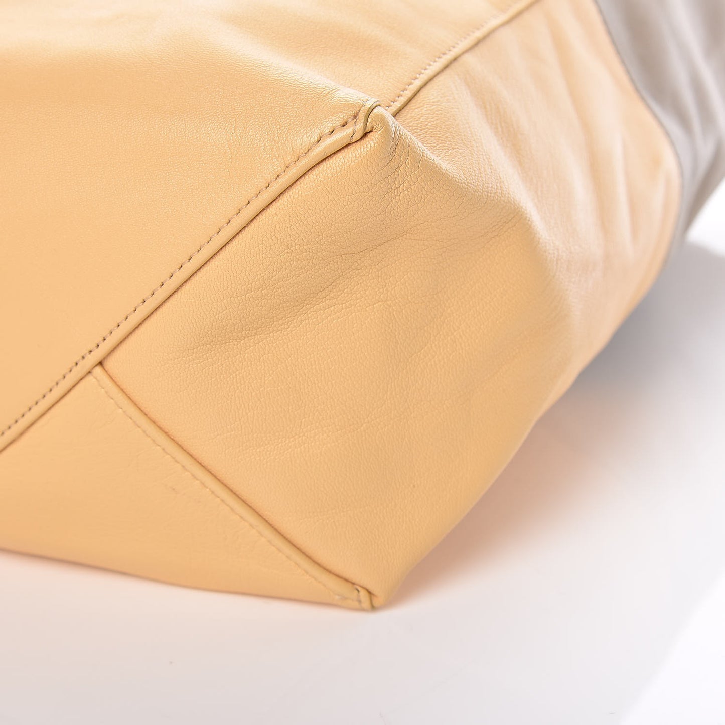 Lambskin Vertical Bi-Cabas Butter