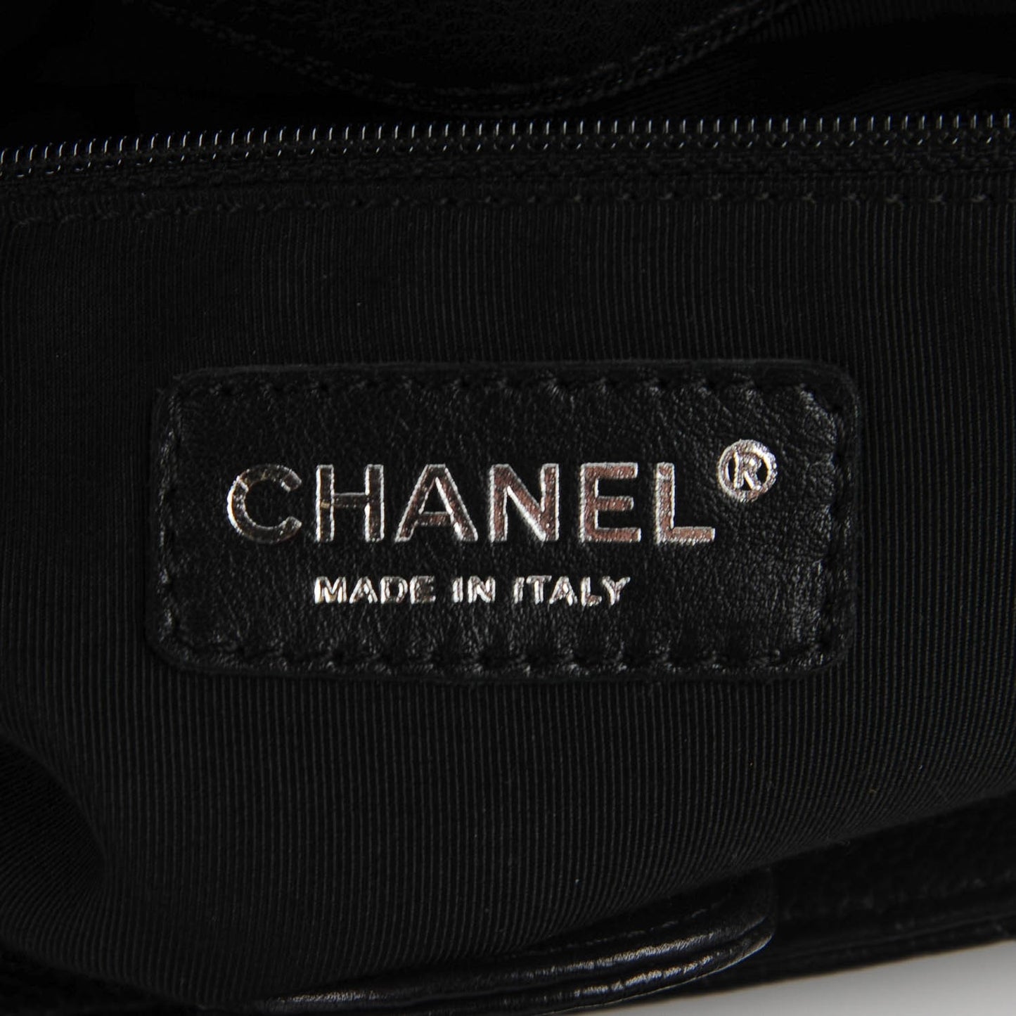 Caviar Quilted Petit Shopping Tote PST Black