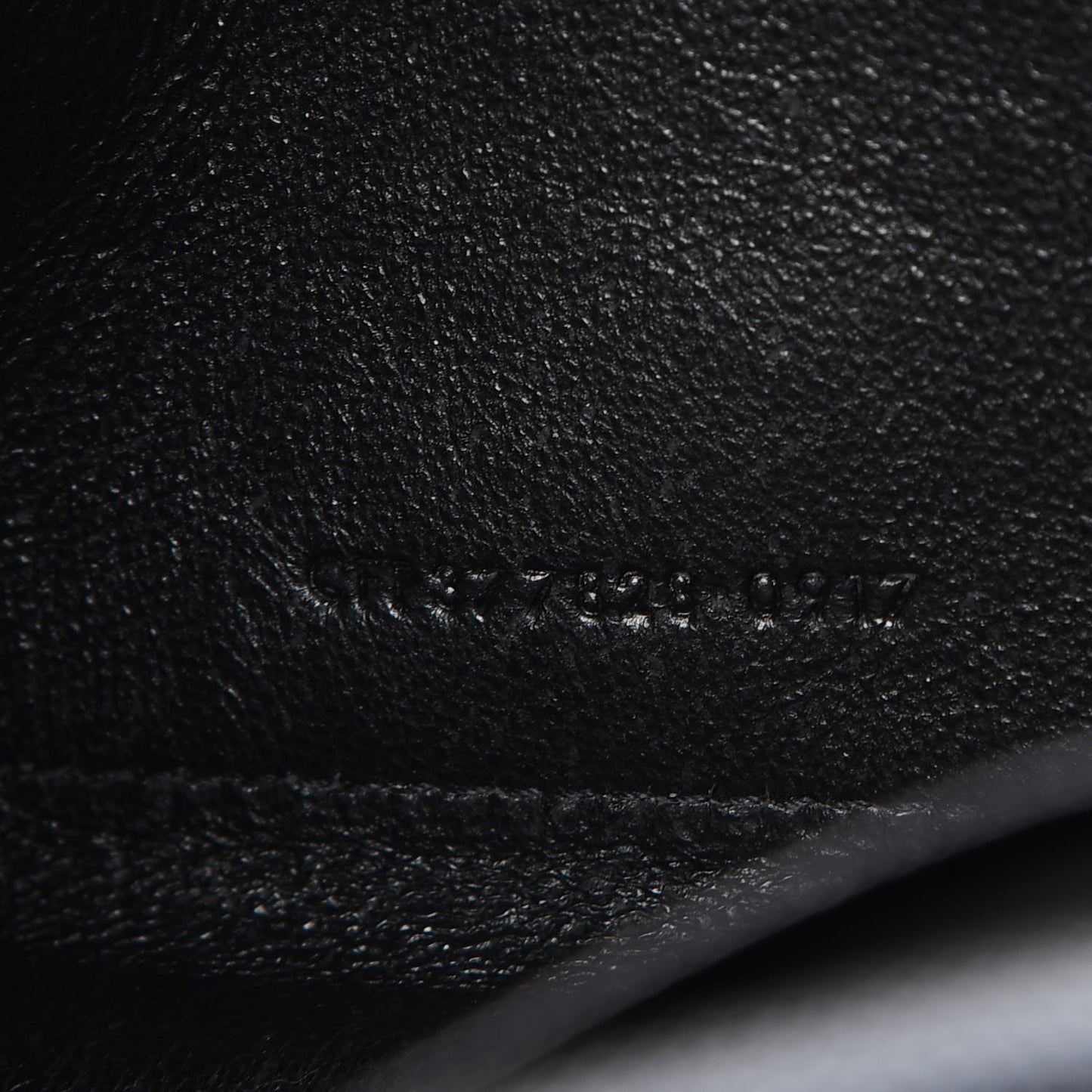 Grain De Poudre Matelasse Chevron Monogram Chain Wallet Black