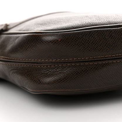 Louis Vuitton Taiga Dimitri Grizzli 9 of 16