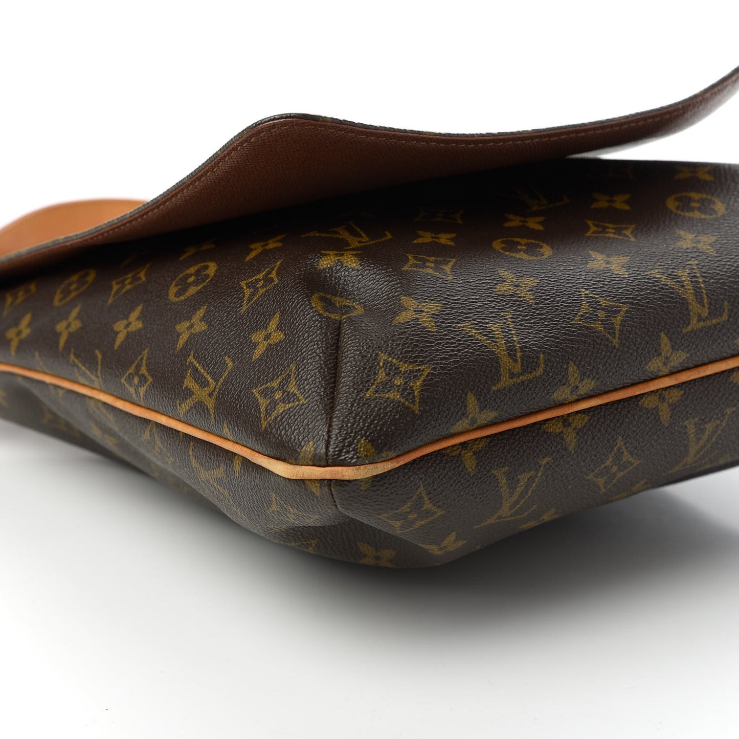 Monogram Musette GM