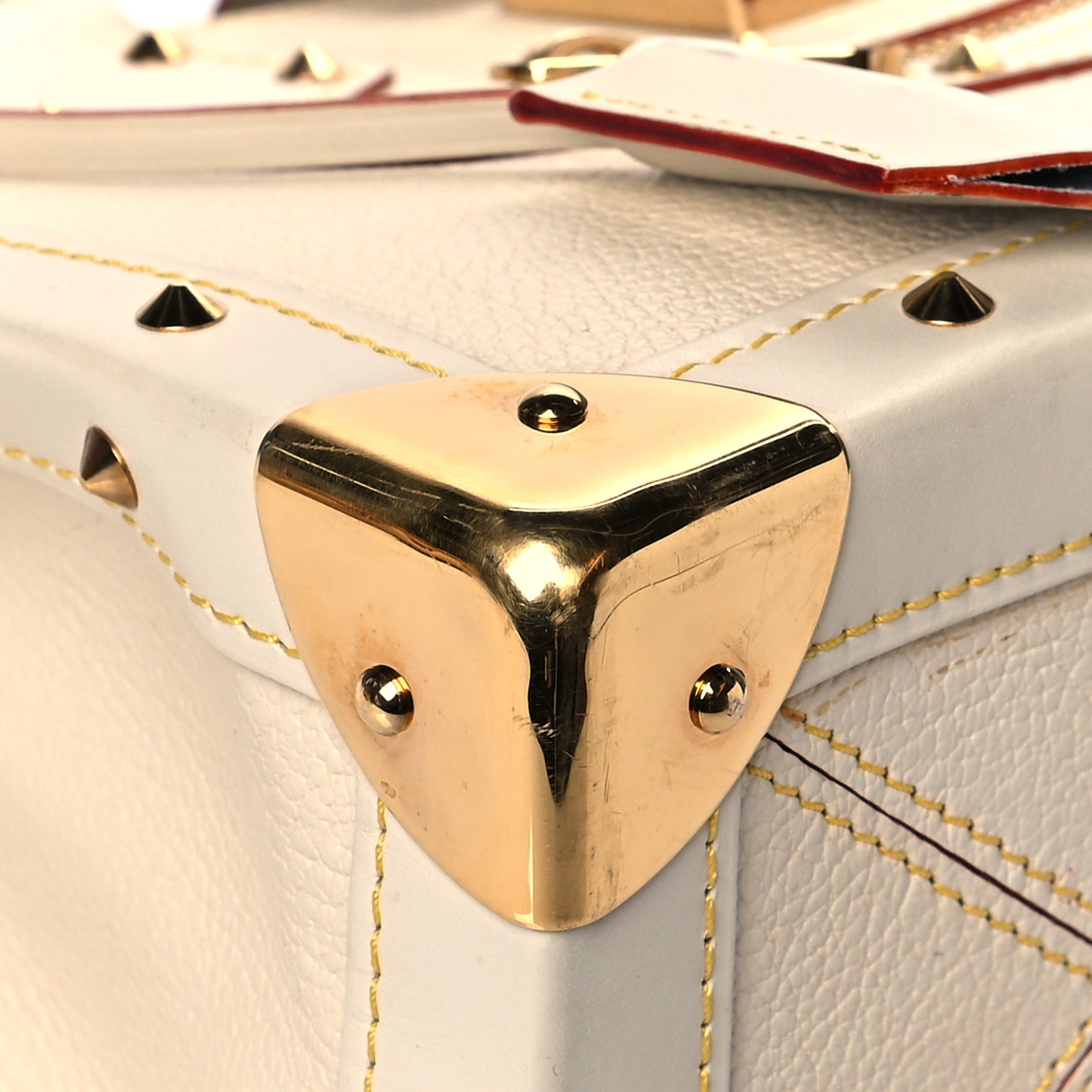 Suhali Le Fabuleux White