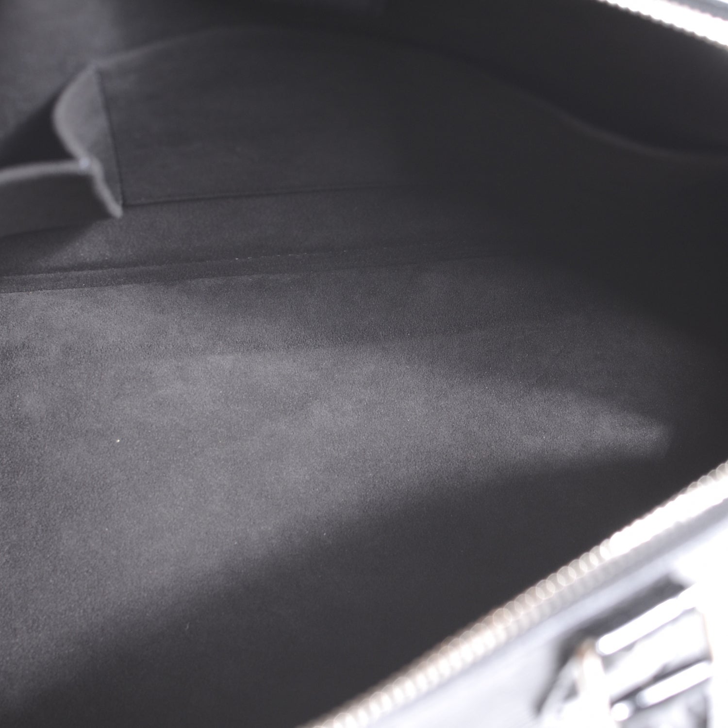 Louis Vuitton Electric Epi Alma GM Black 6 of 7