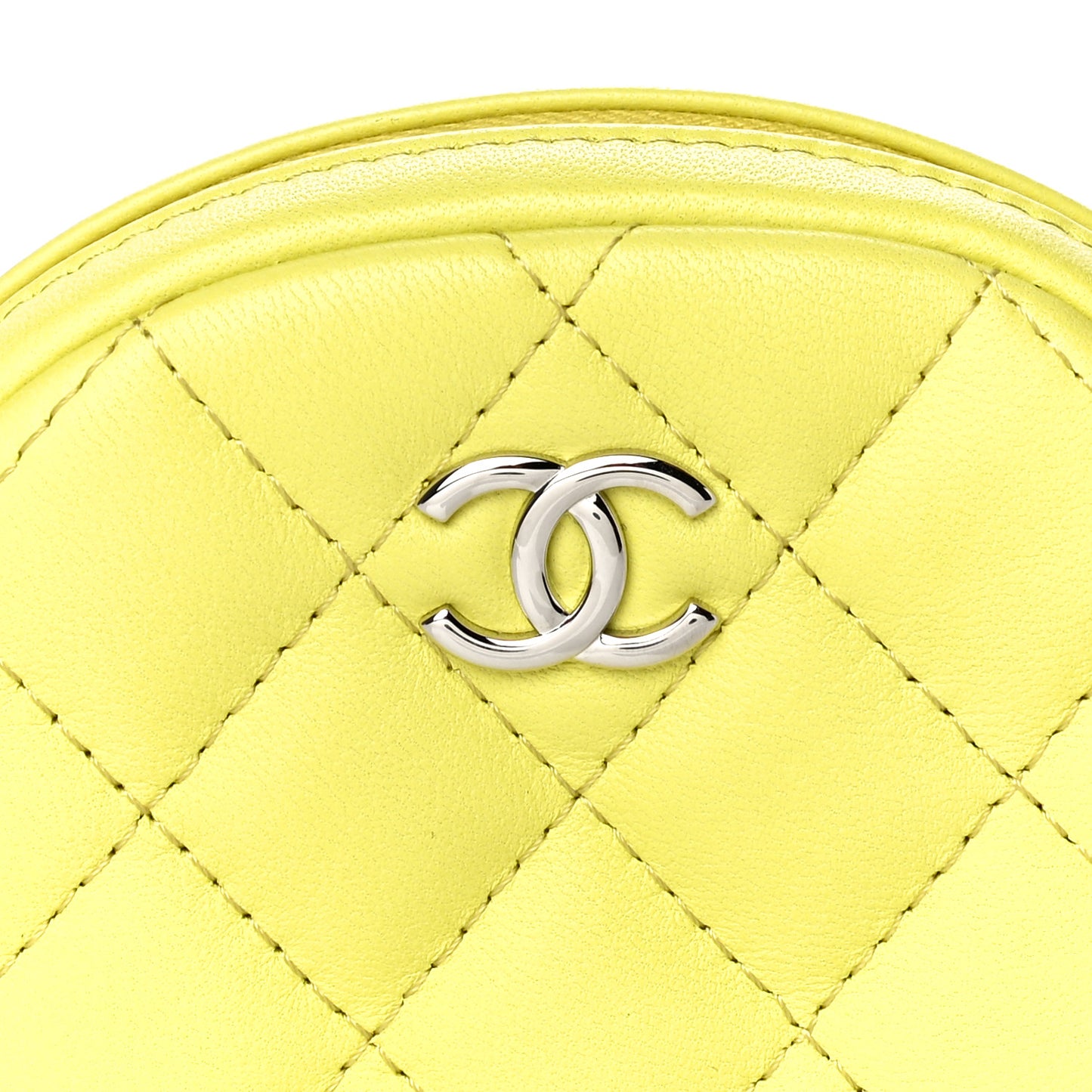 Lambskin Quilted Zip Around Classic Coin Purse Vert
