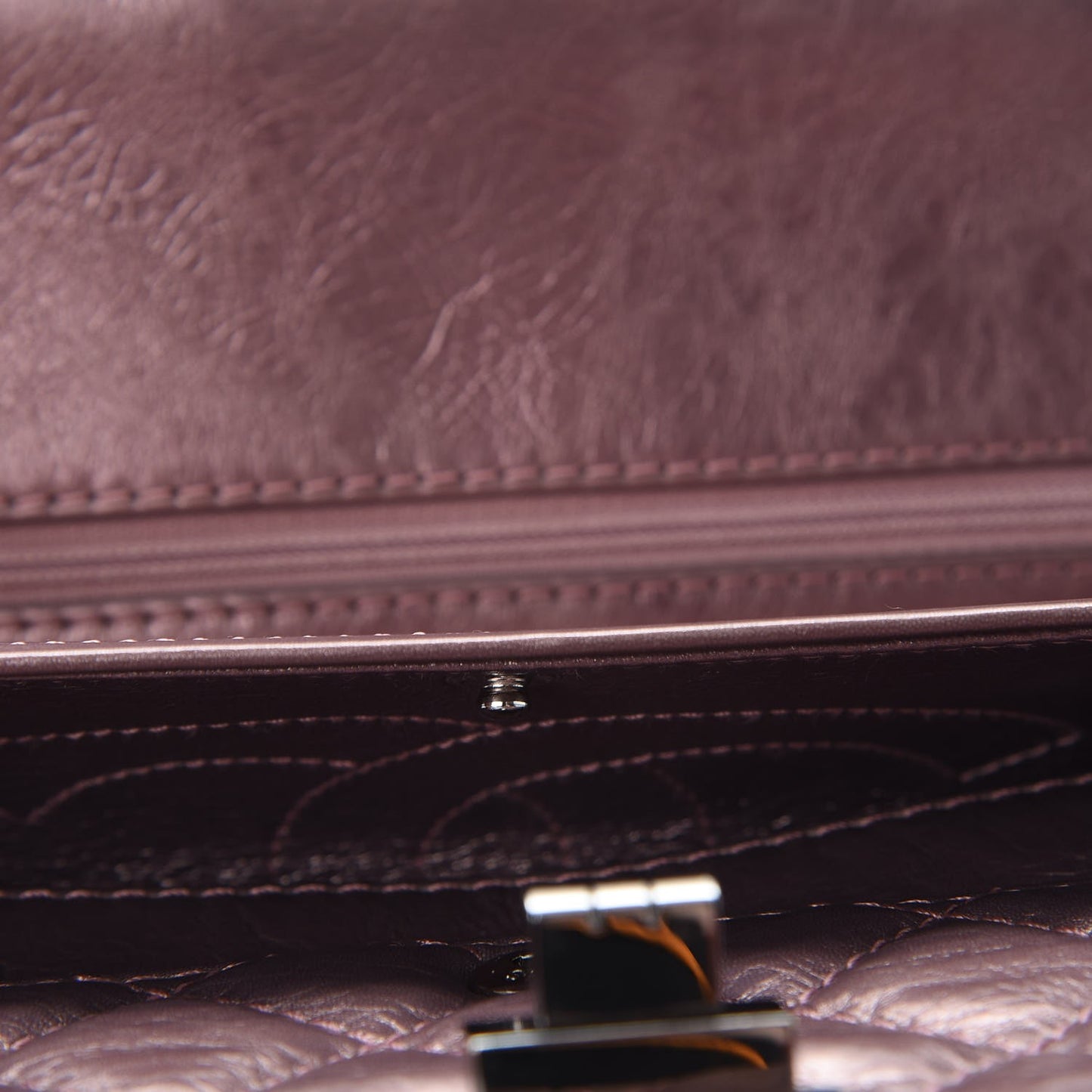 Metallic Calfskin Quilted 2.55 Reissue 225 Flap Pink