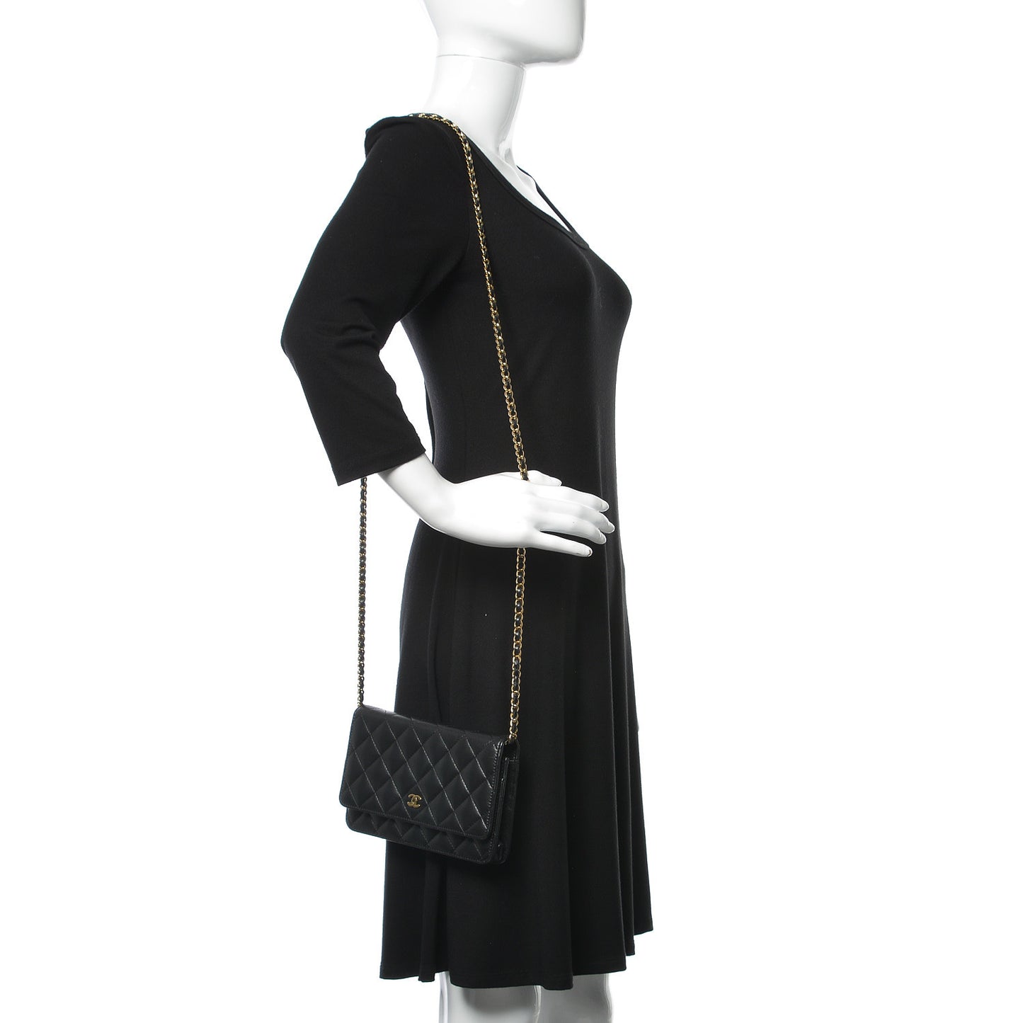 Lambskin Quilted Wallet On Chain WOC Black