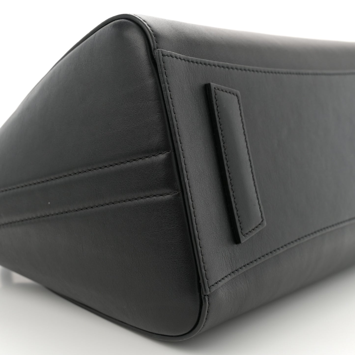 Calfskin Signature Logo Small Antigona Black