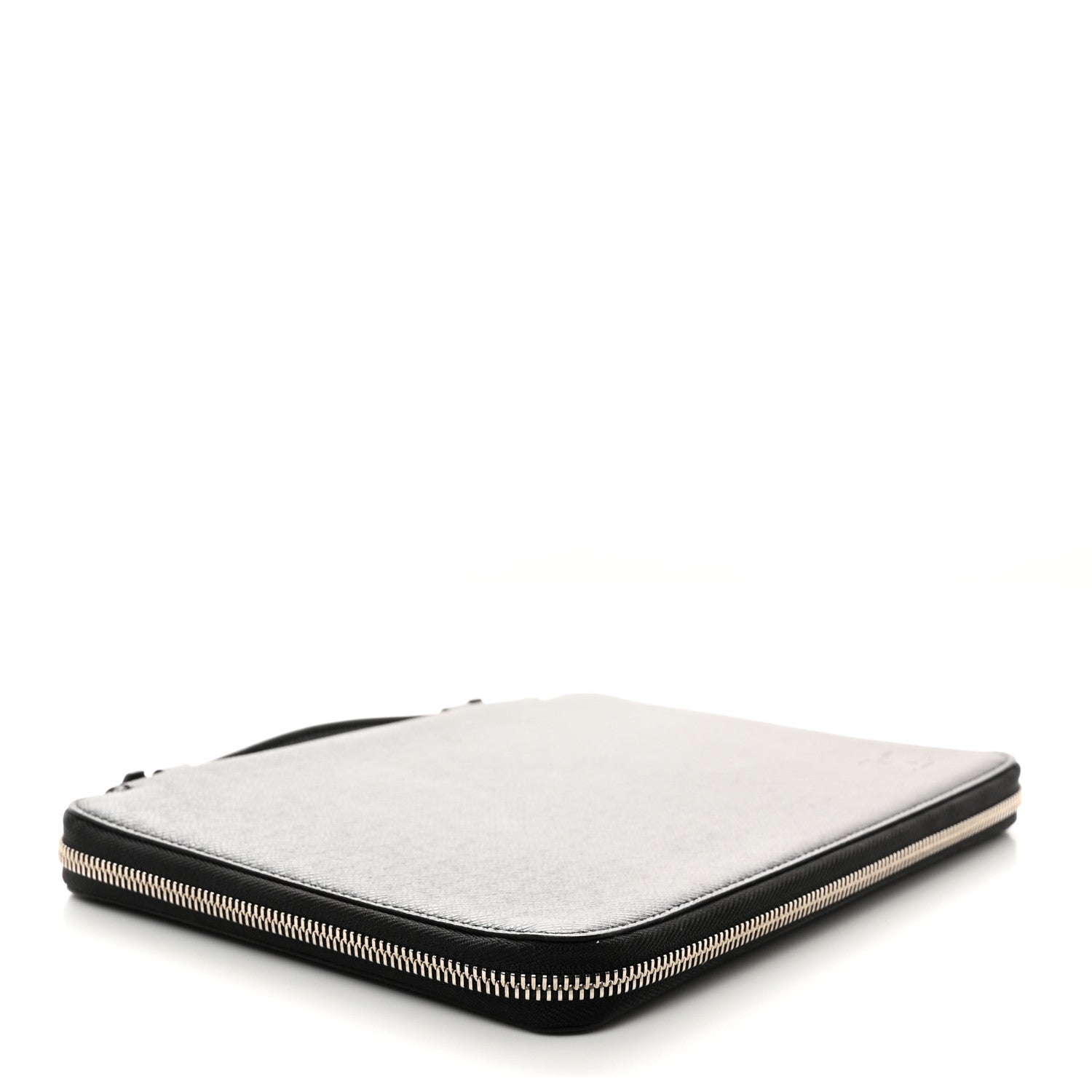Louis Vuitton Taiga Ipad Case Ardoise 4 of 9