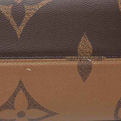 Louis Vuitton Reverse Monogram Giant Onthego MM 10 of 14