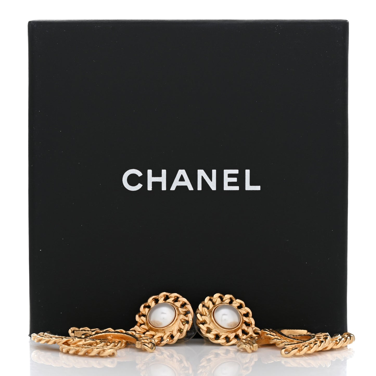 Metal Pearl CC Chain Drop Earrings Gold