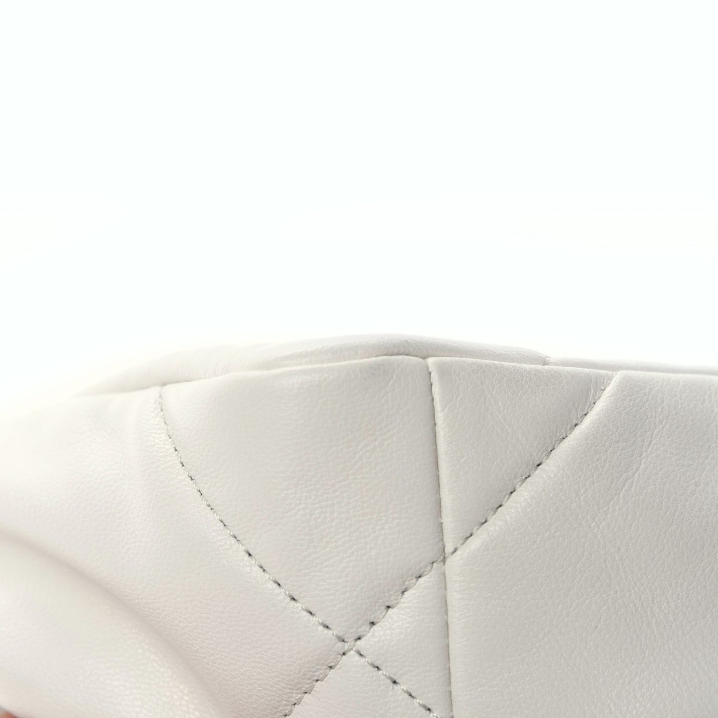 Goatskin Quilted Medium 19 Flap White