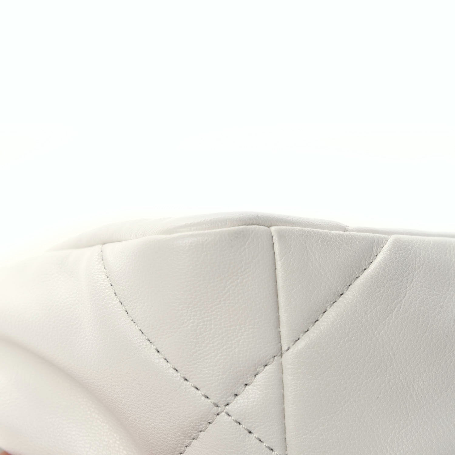 Chanel Goatskin Quilted Medium 19 Flap White 16 of 17