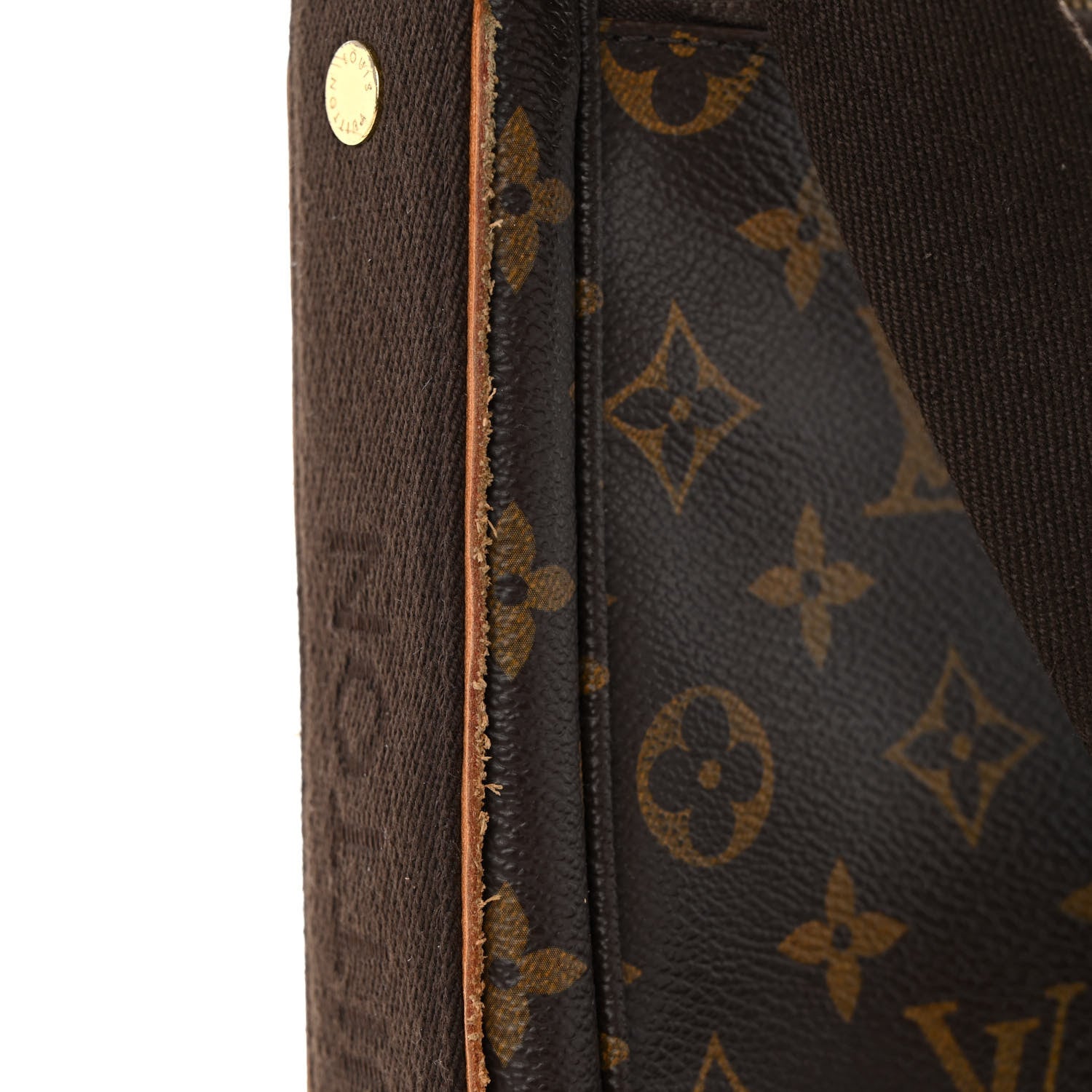 Louis Vuitton Monogram Beaubourg MM Messenger Bag 10 of 10