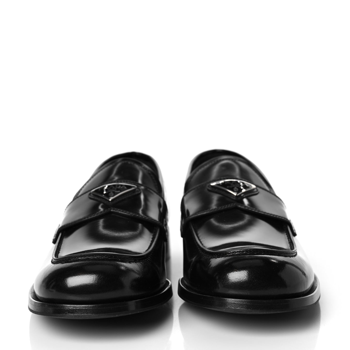 Spazzolato Fume Metal Triangle Logo Mens Loafers 9.5 Black