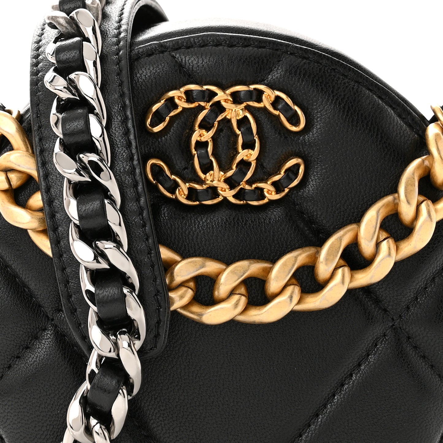 Lambskin Quilted Chanel 19 Round Clutch With Chain Black