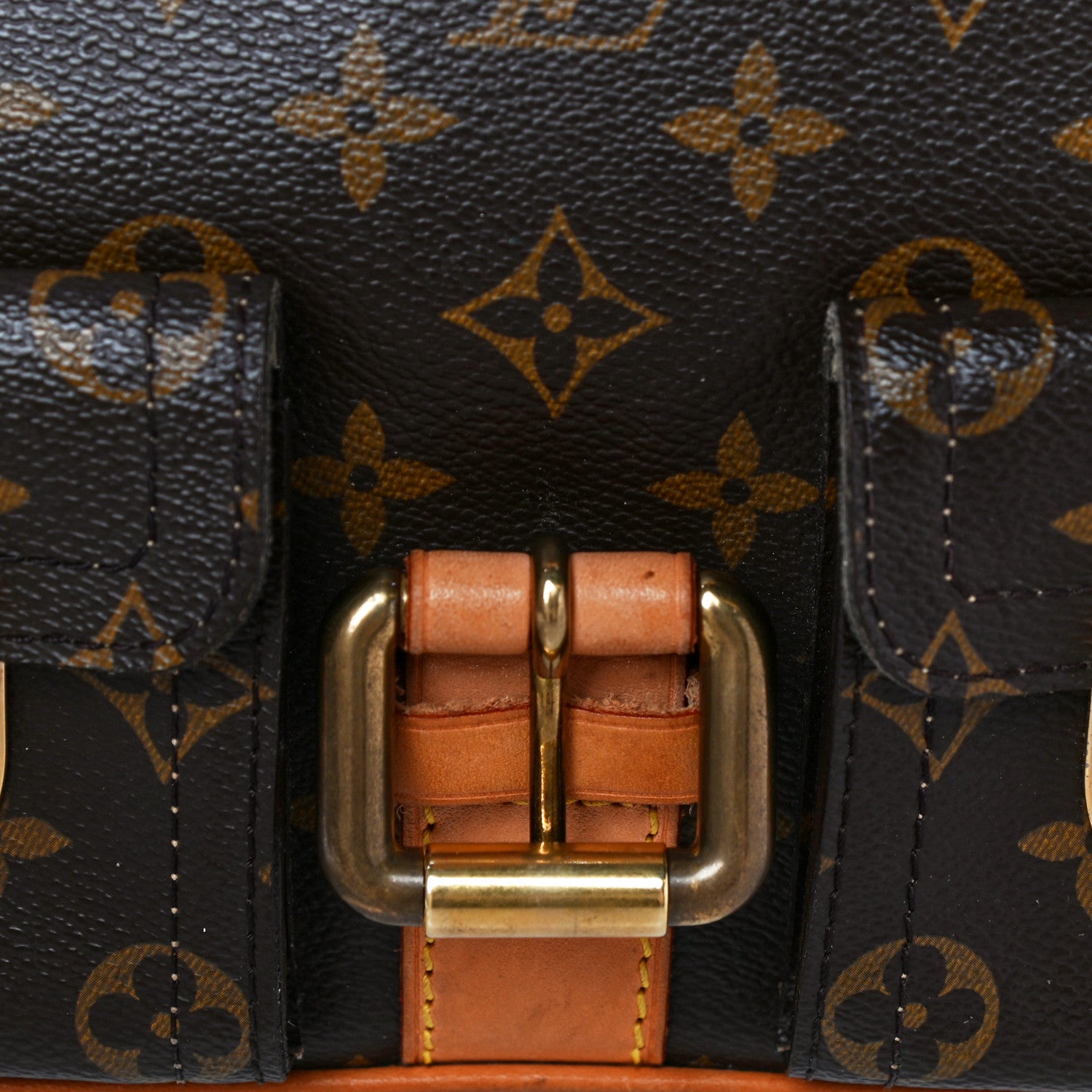 Louis Vuitton Monogram Hudson PM 21 of 39