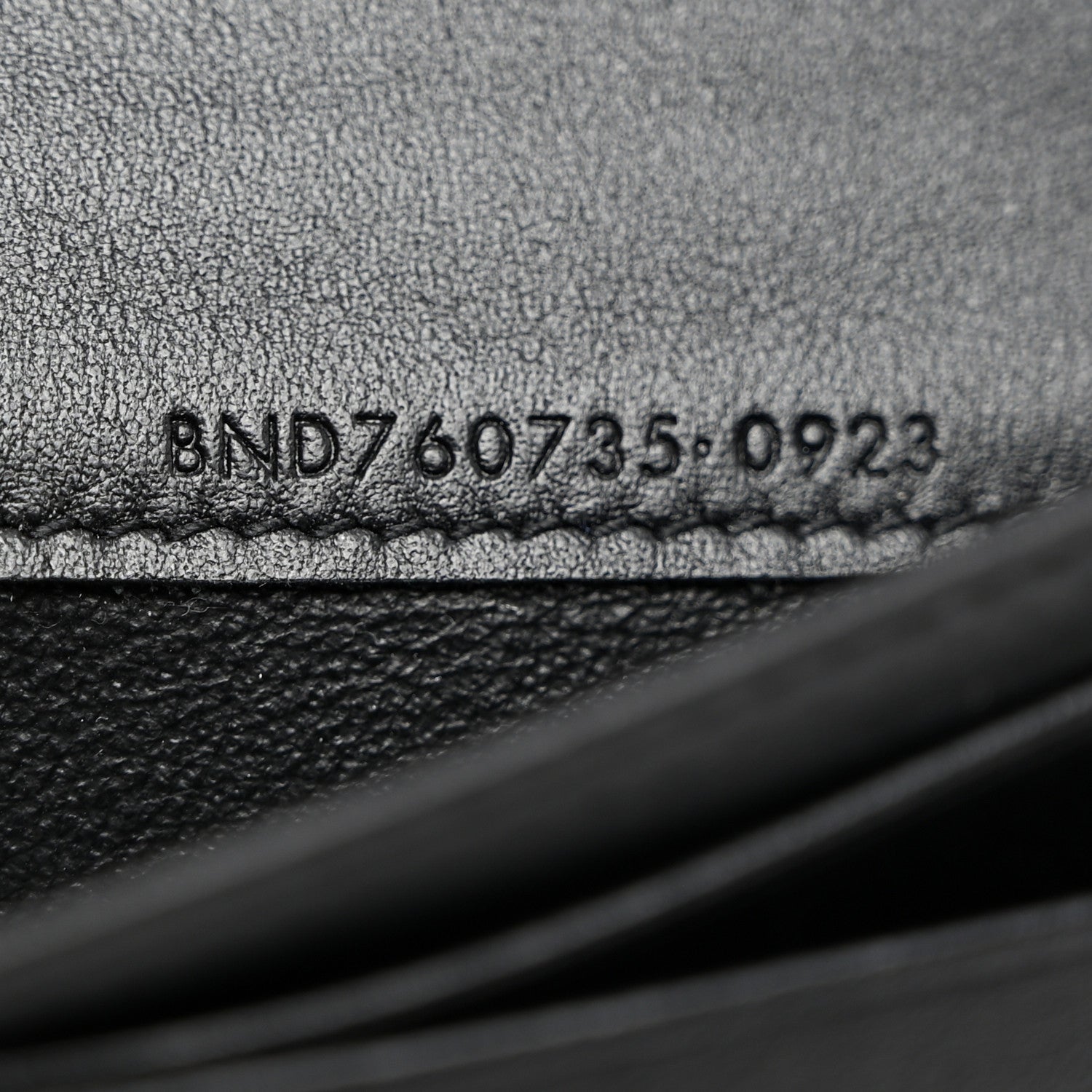 Saint Laurent Shiny Lambskin Logo Carre Zipped Card Case Black 7 of 7