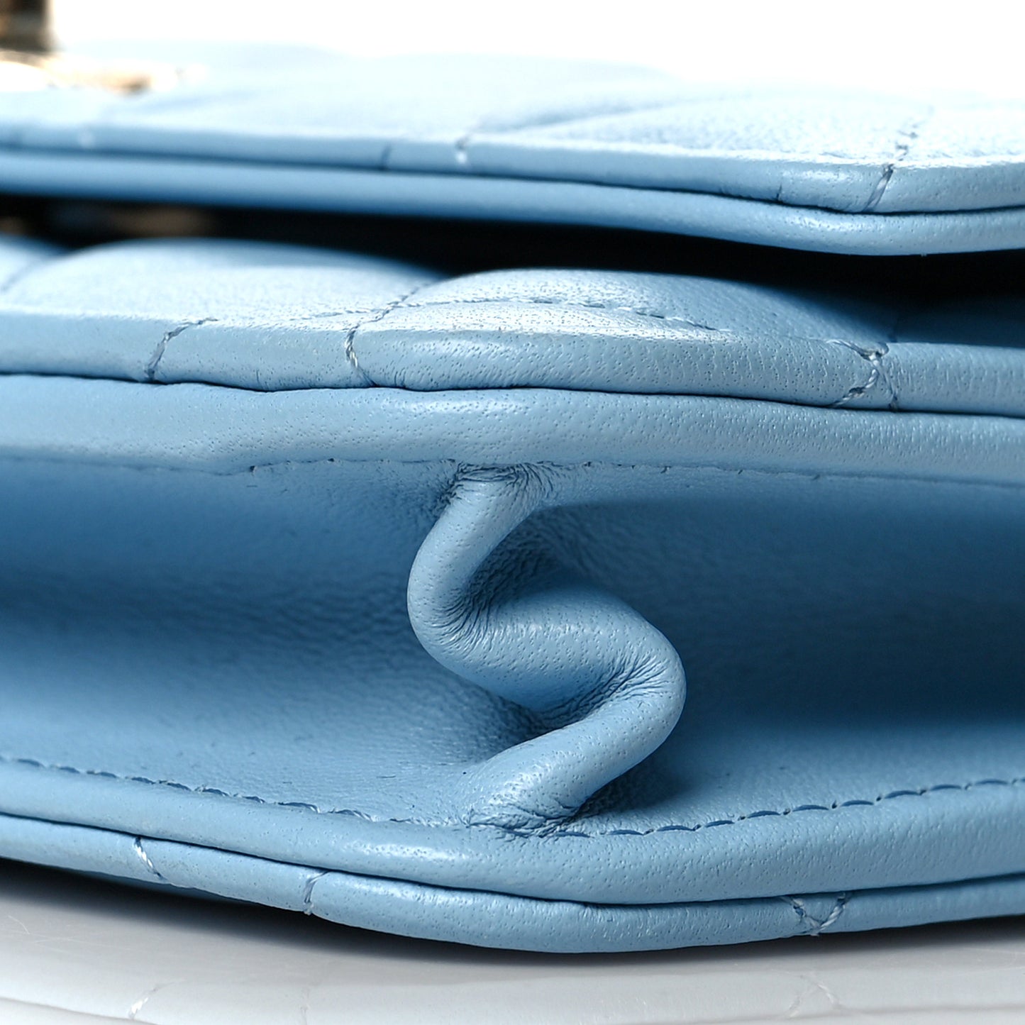 Lambskin Quilted Trendy CC Wallet On Chain WOC Light Blue