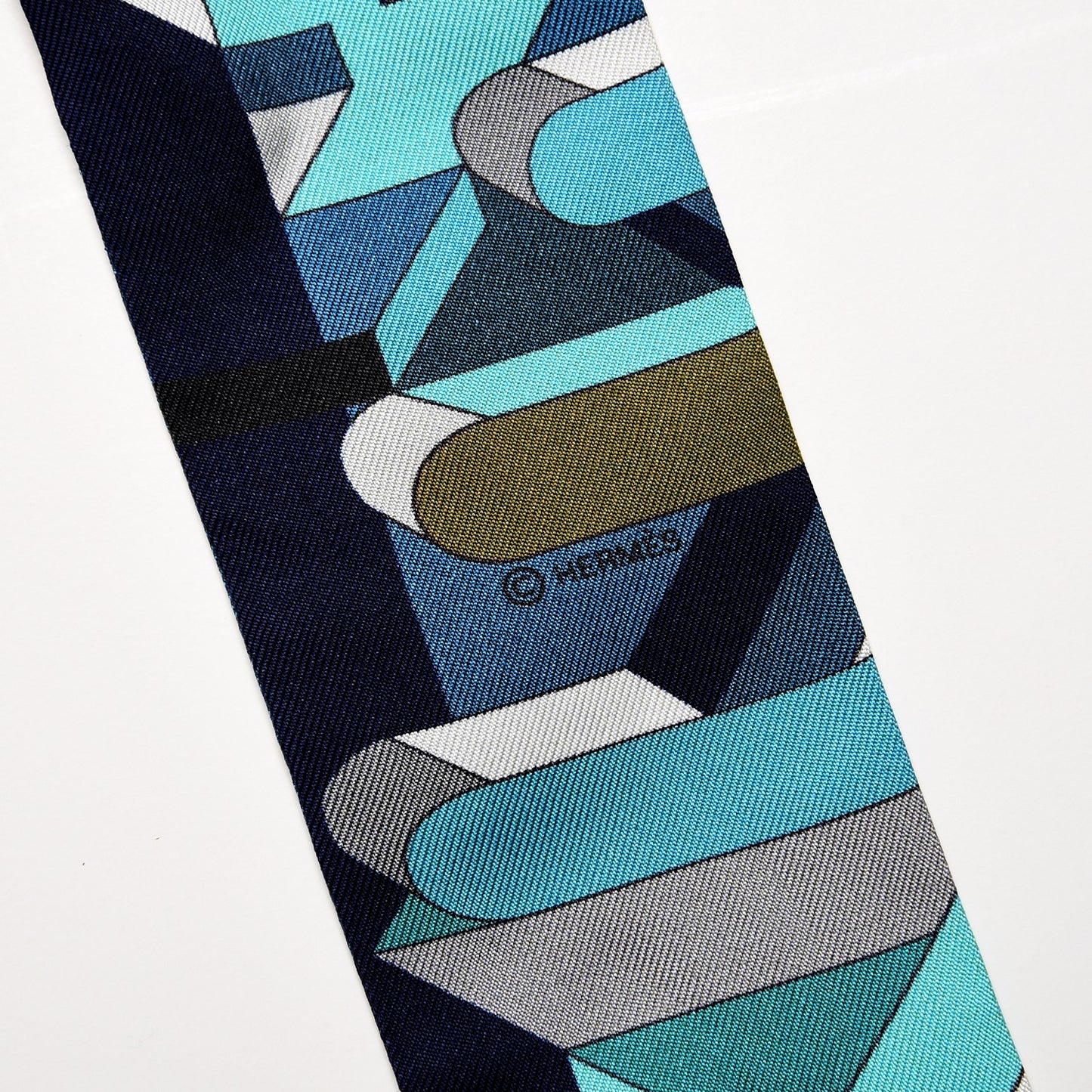 Silk Perspective Cavaliere Twilly Turquoise Marine Gris