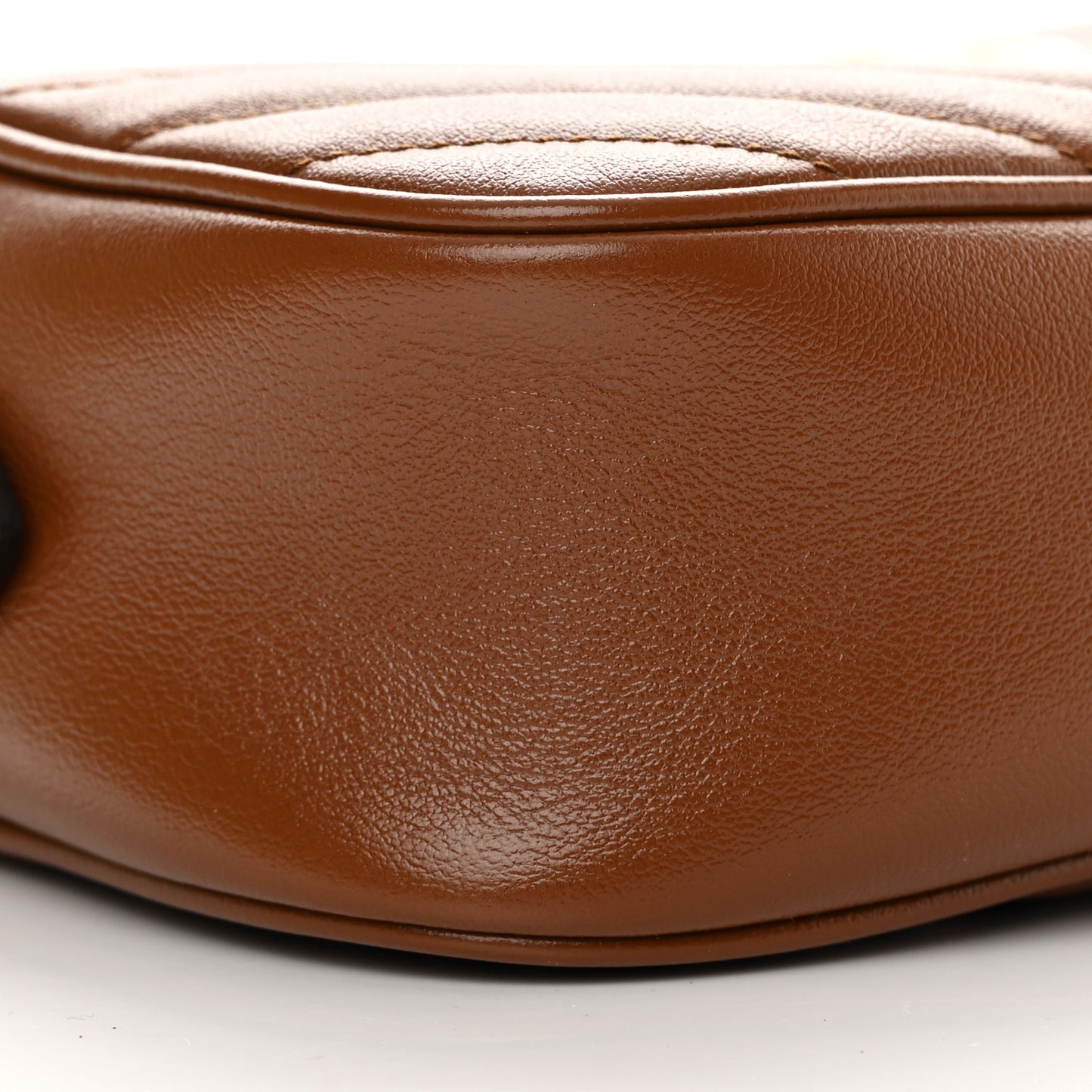Glazed Calfskin Matelasse Diagonal Small GG Marmont Chain Shoulder Bag Cuir