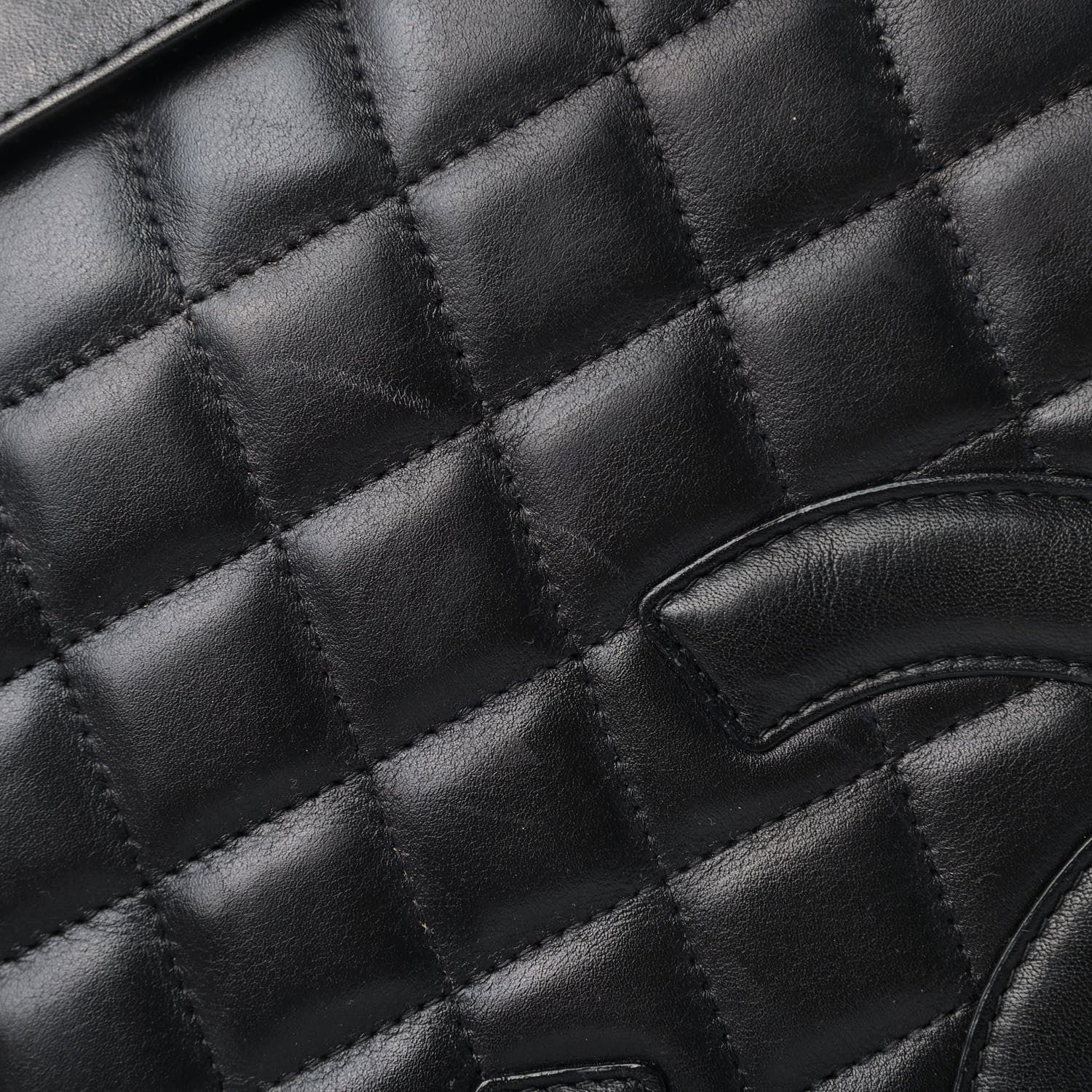 Chanel Calfskin Quilted Medium Cambon Messenger Black 5 of 6