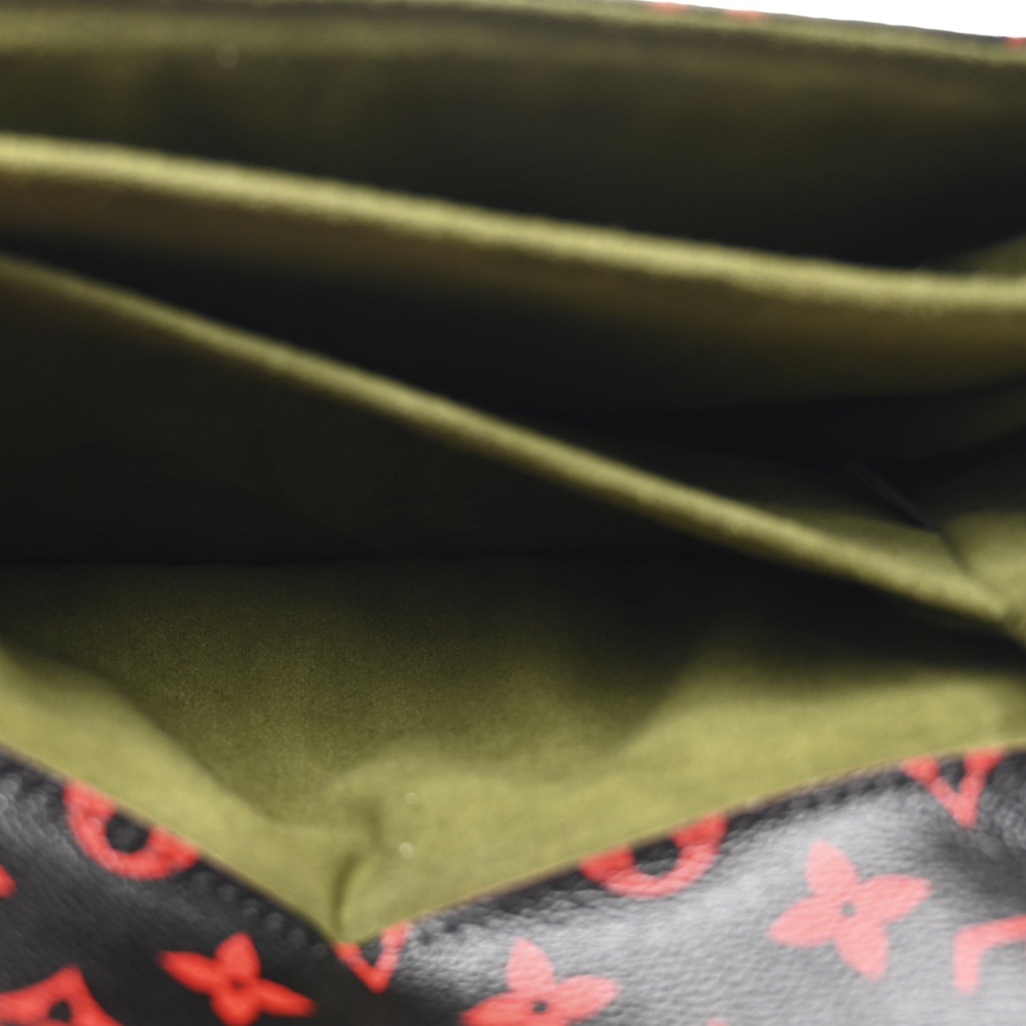 Monogram Infrarouge Pochette Metis