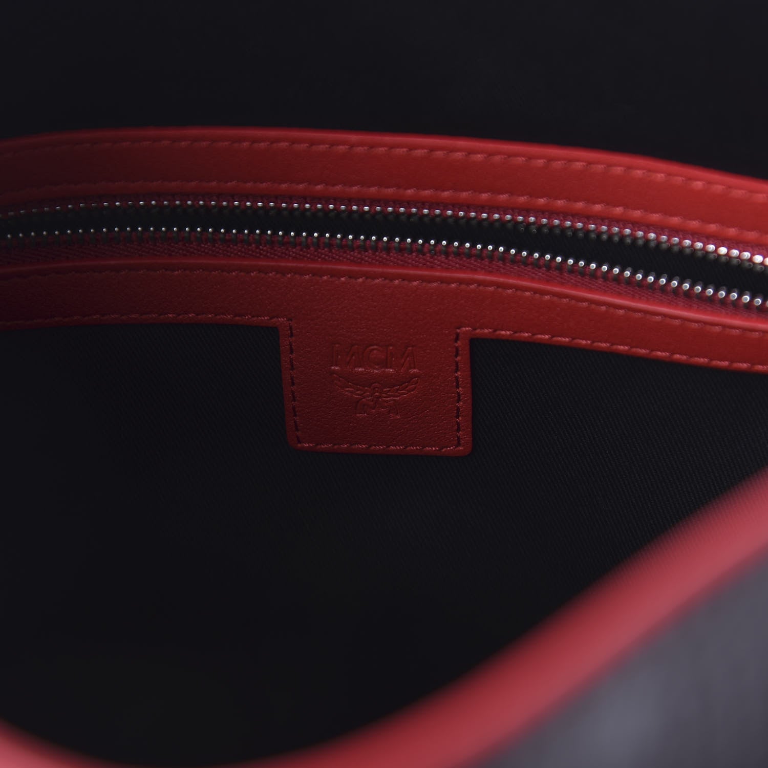 MCM Visetos Medium Klara Hobo Red Black 8 of 9