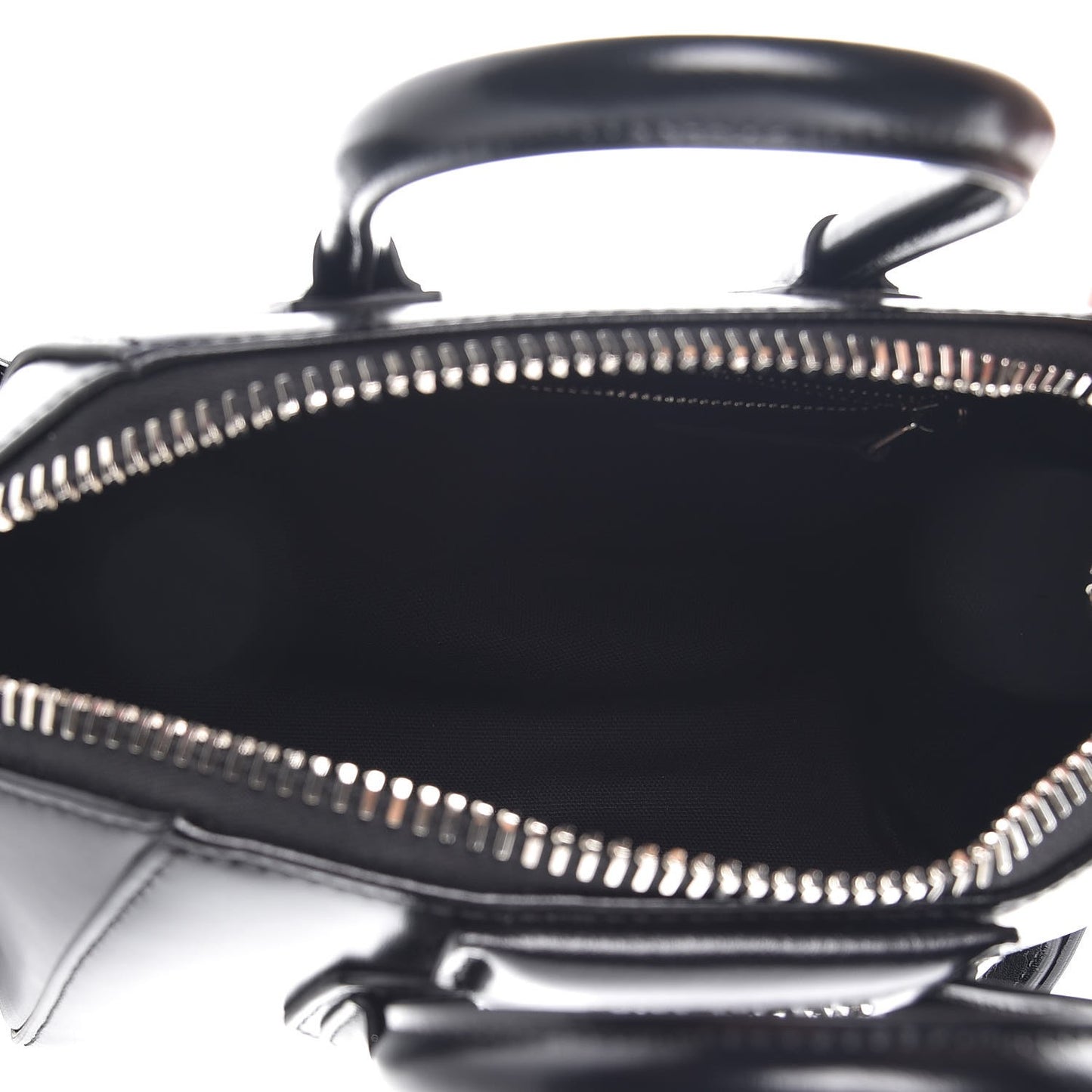 Shiny Lord Calfskin Mini Antigona Black