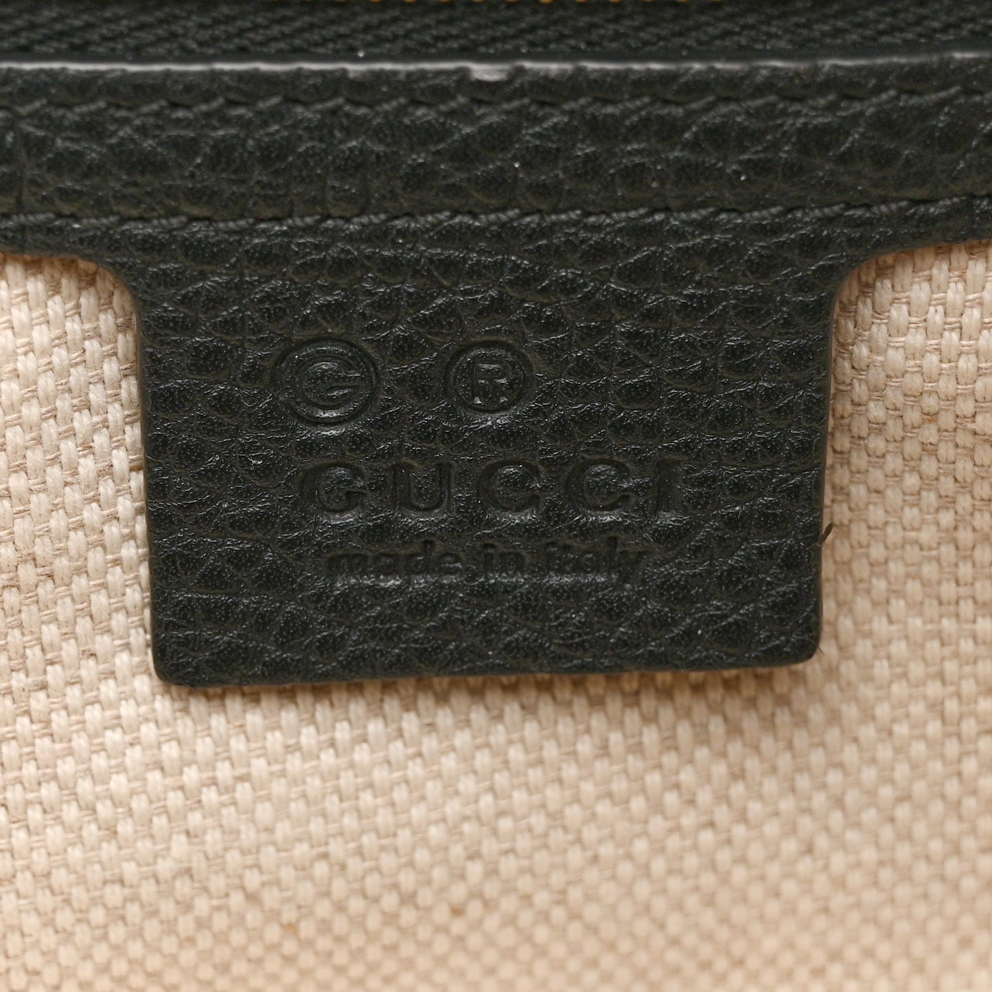 Pebbled Calfskin Large Soho Hobo Black