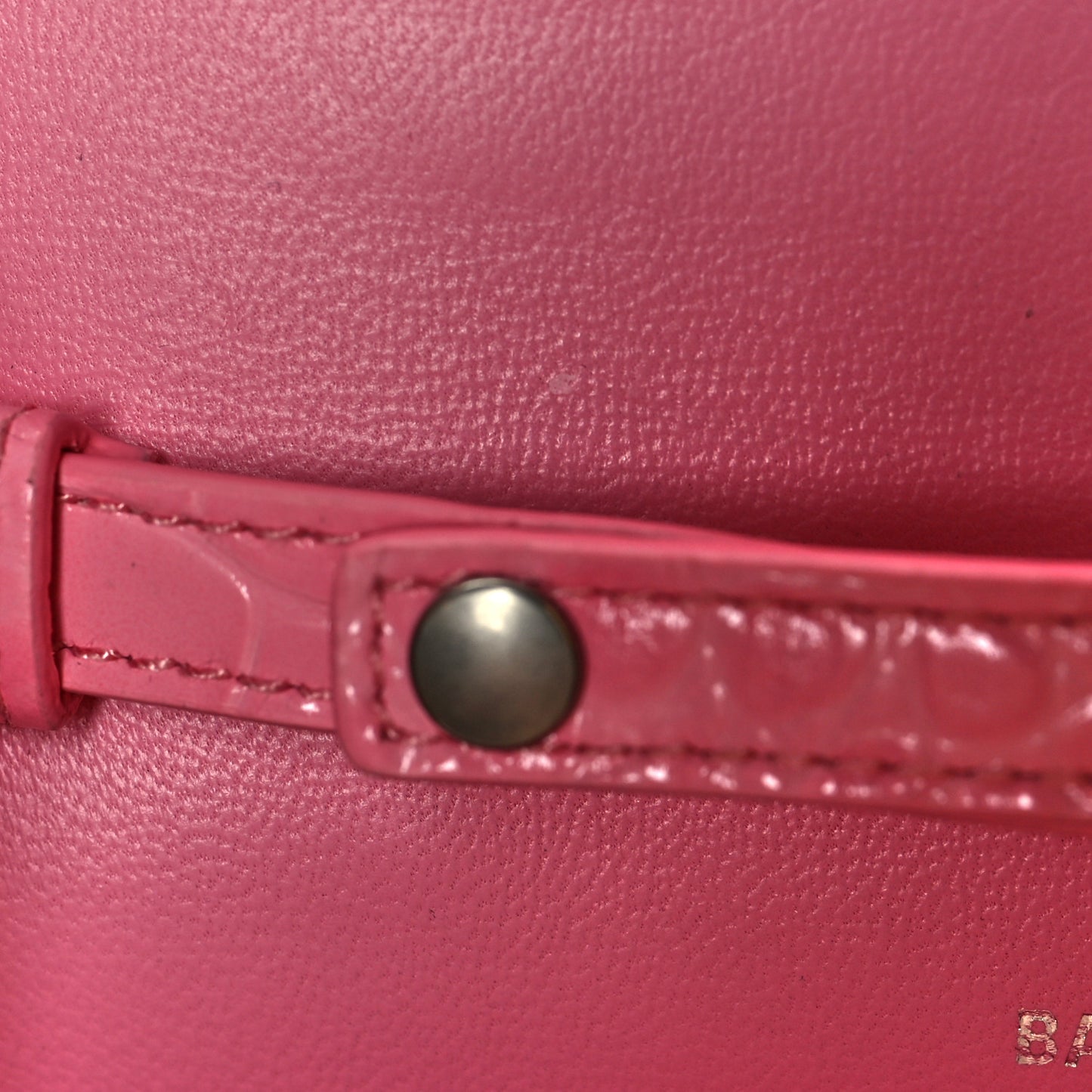 Shiny Calfskin Crocodile Embossed Hourglass Chain Bag Sweet Pink