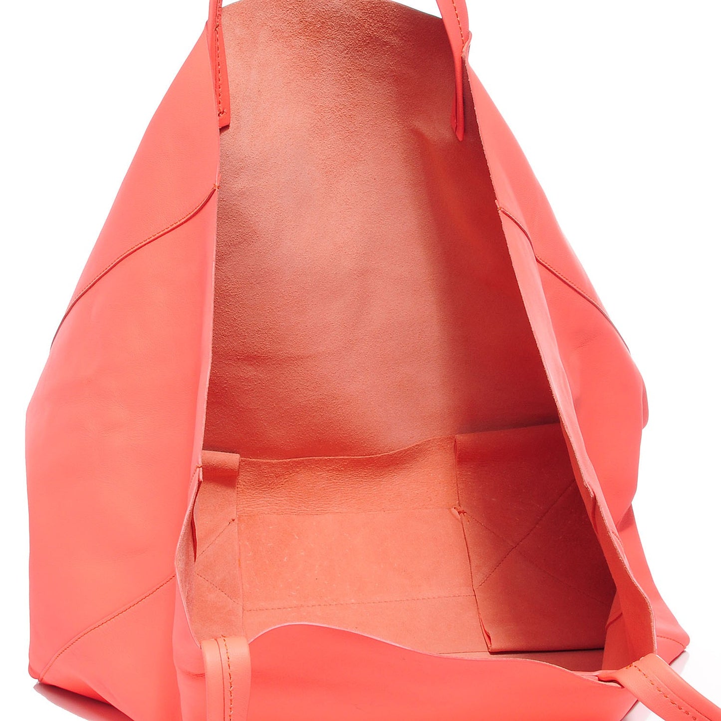 Lambskin Horizontal Cabas Fluo Peach