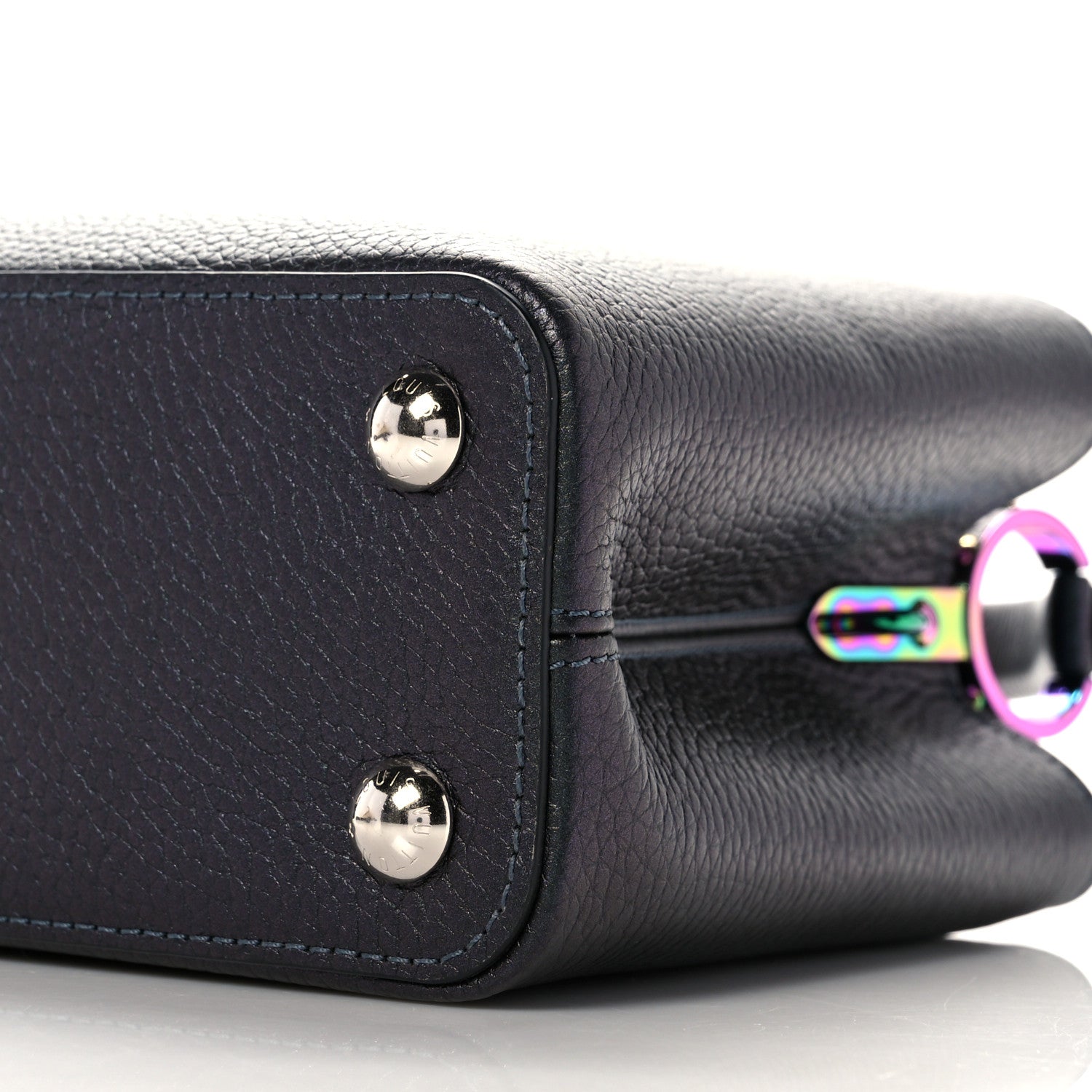 Louis Vuitton Taurillon Capucines BB Scarabeo Iridescent Black 8 of 8