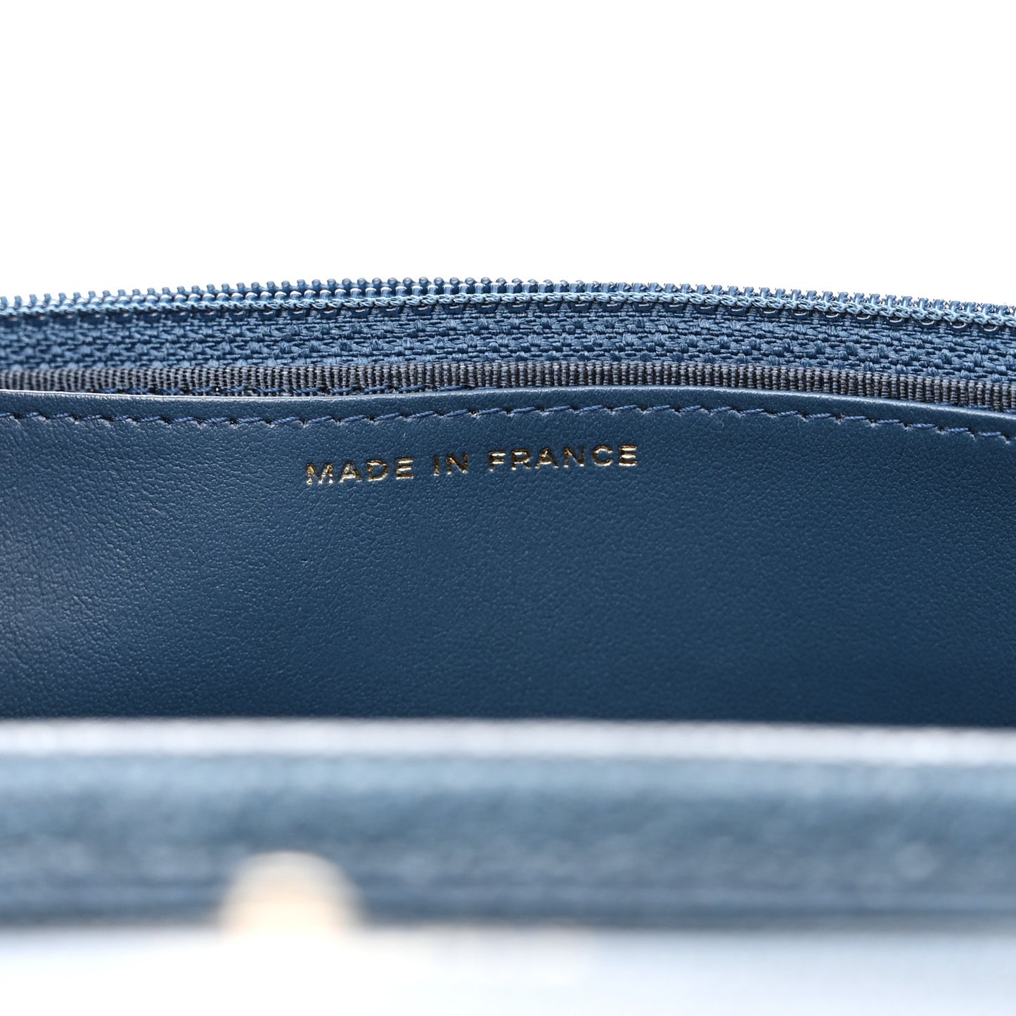 Iridescent Caviar Quilted Wallet on Chain WOC Blue