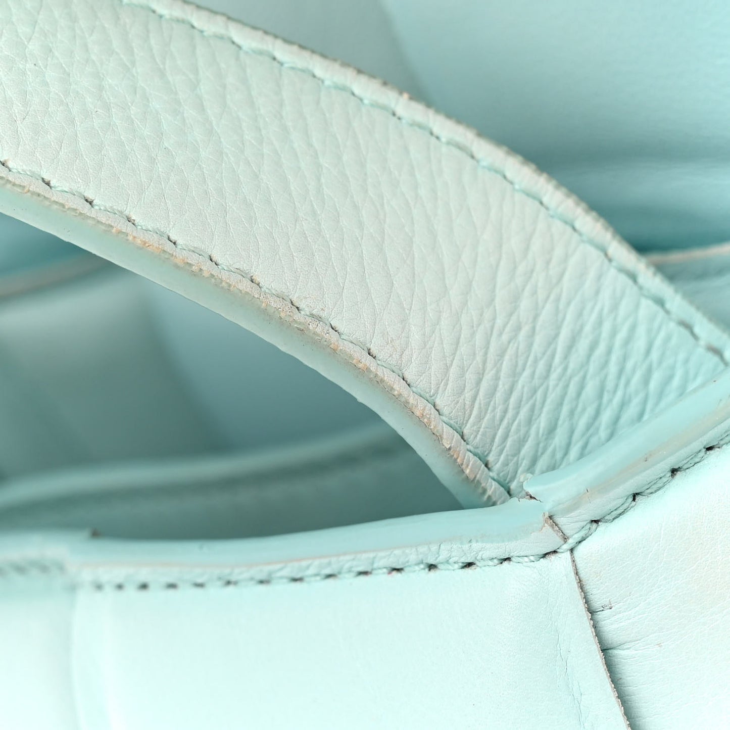 Paper Calfskin Maxi Intreccio Padded Cassette Crossbody Bag Spearmint