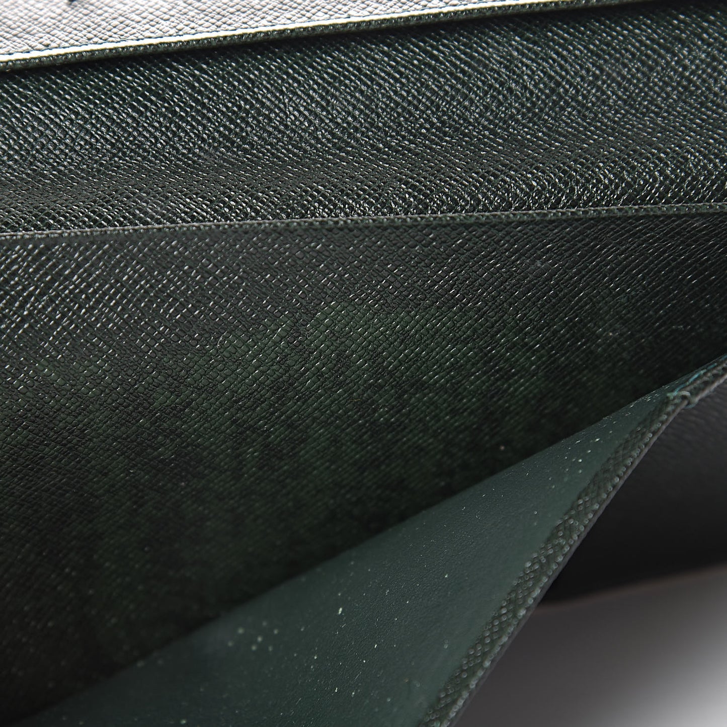 Taiga European Checkbook and Card Holder Epicea