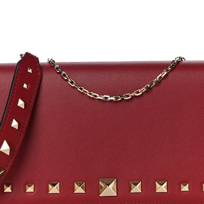 Valentino Garavani Vitello Rockstud Crossbody Wallet On Chain Rubino 6 of 9