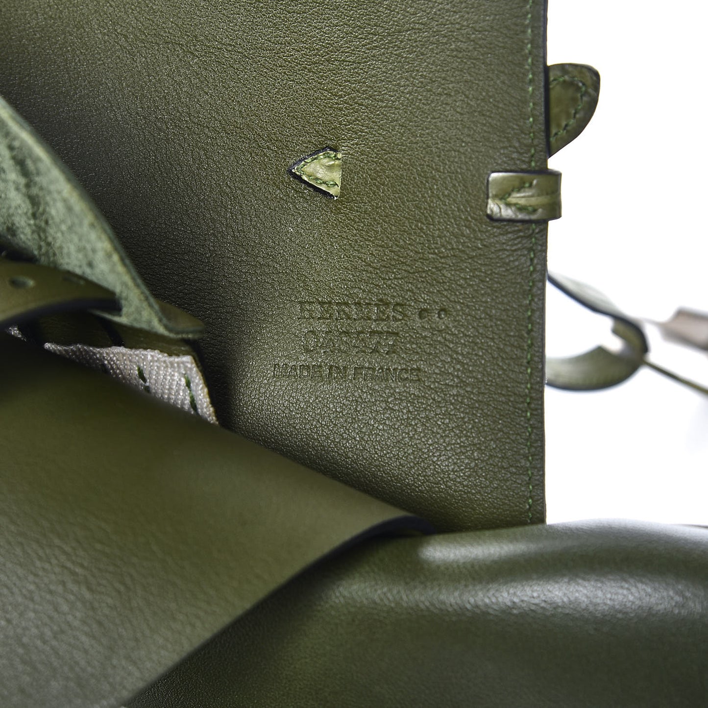 Crocodile Niloticus Ultra Soft Mini Steinkraus Saddle Vert Pelouse