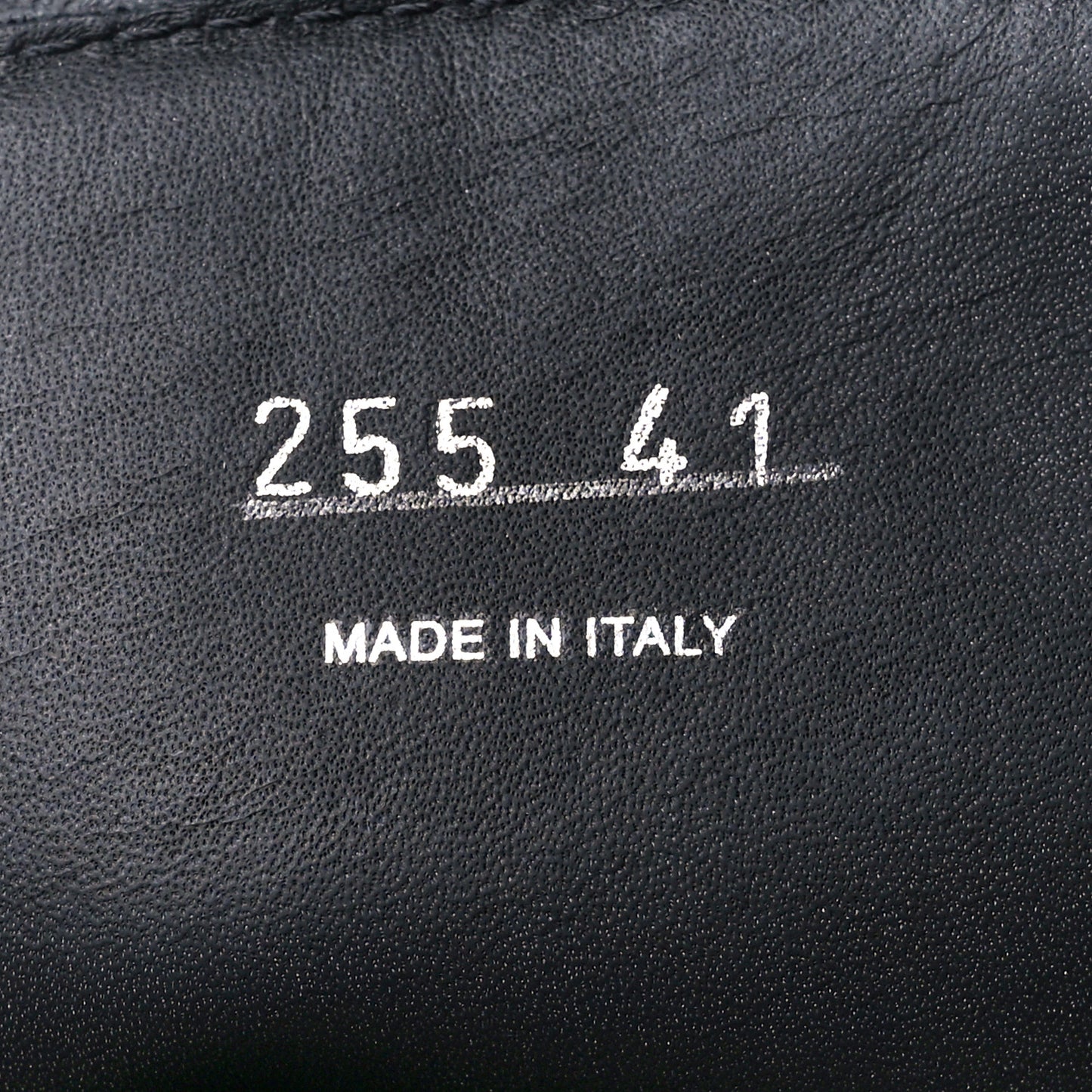 Spazzolato Rois Re-Nylon Metal Triangle Logo Monolith Pouch Pocket 55mm Boots 41 Black