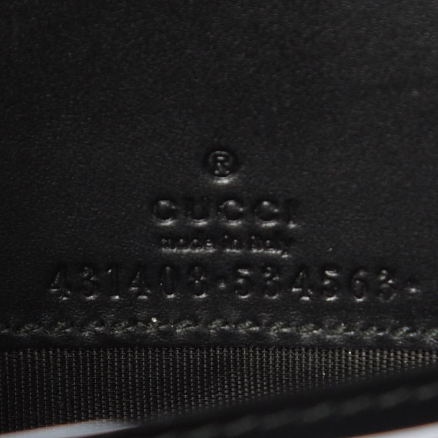 Guccissima Signature Bowy Chain Wallet Black