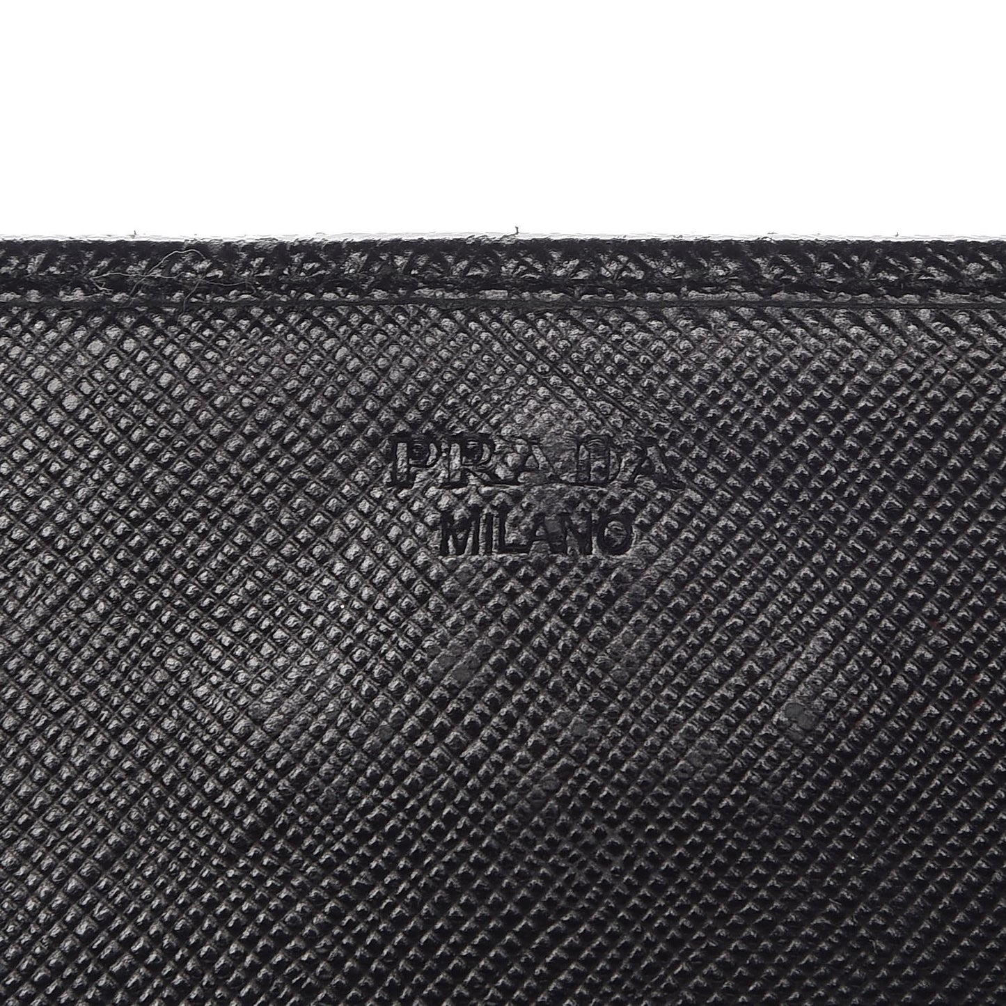 Saffiano Metal Oro Chain Wallet Black