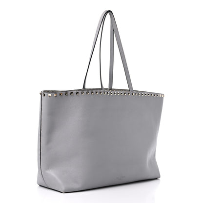Valentino Garavani Grained Calfskin Rockstud Shoulder Tote Perla 3 of 14
