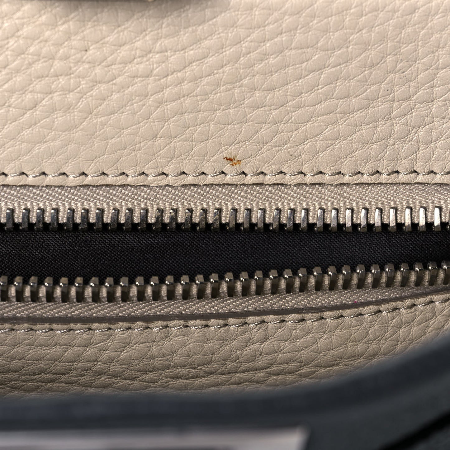 Cuoio Romano Selleria Bi-Color Medium Peekaboo Iconic Satchel Asfalto Latte